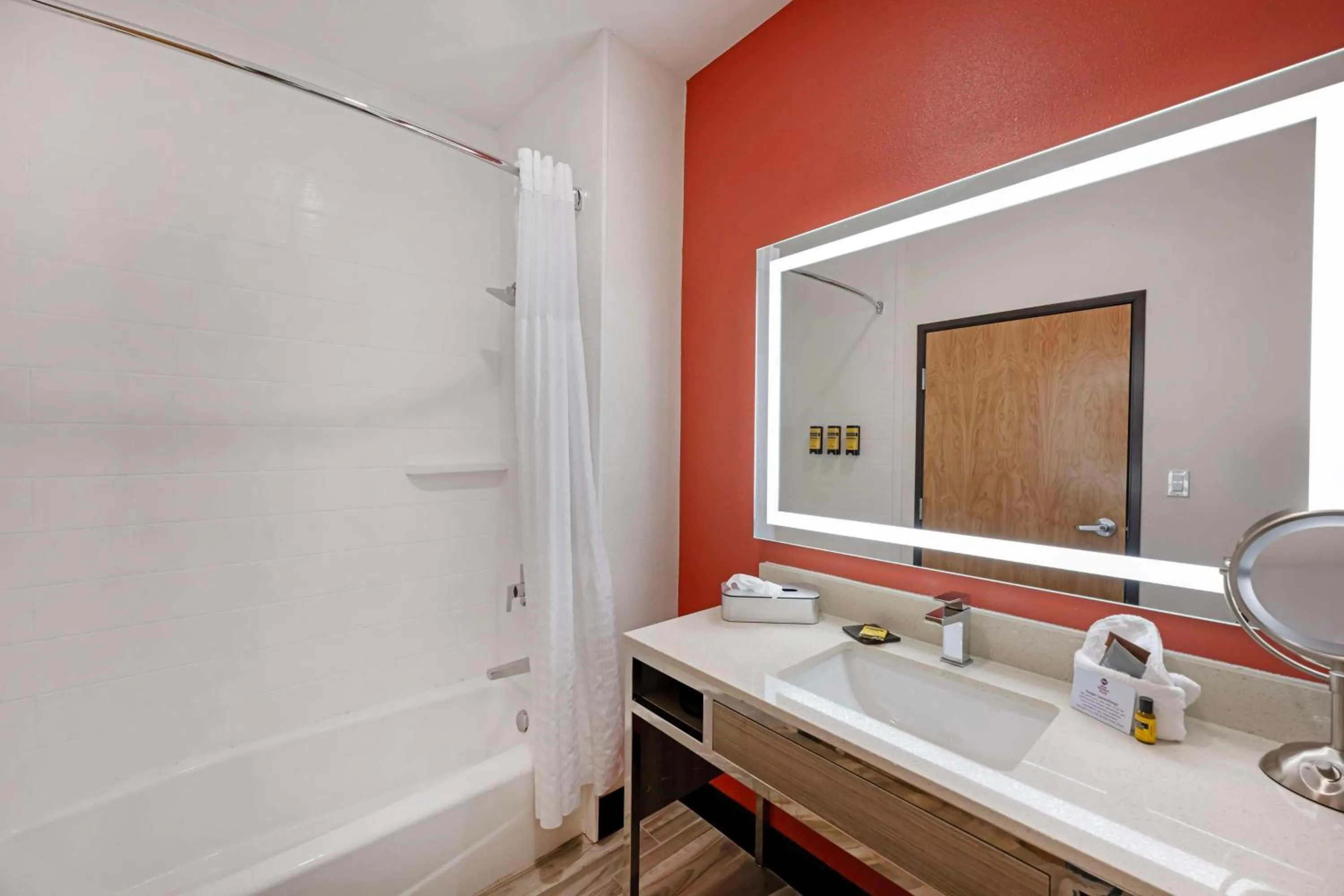 Bathroom in Best Western Plus Executive Residency Carlsbad Hotel