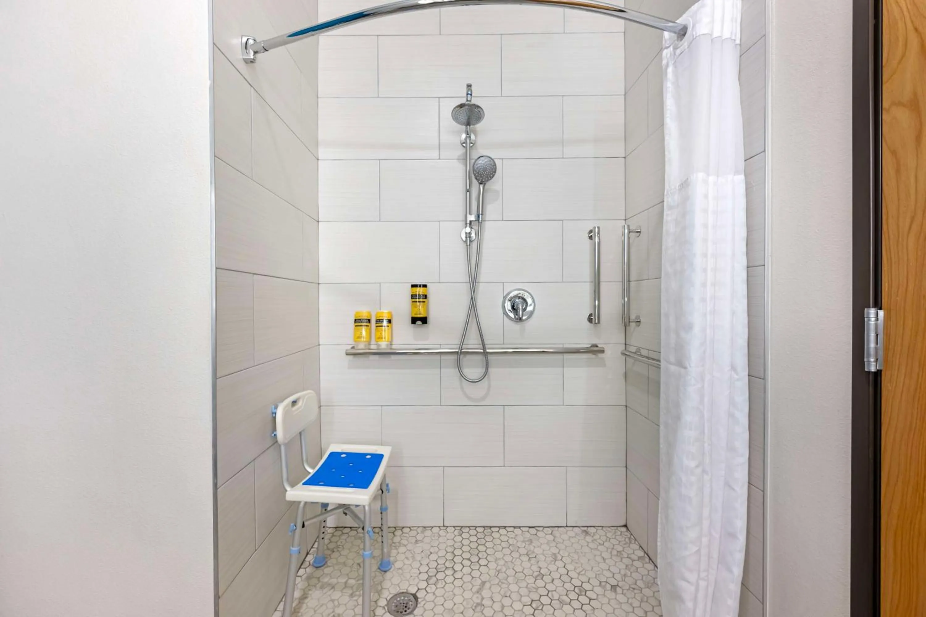 Bathroom in Best Western Plus Executive Residency Carlsbad Hotel