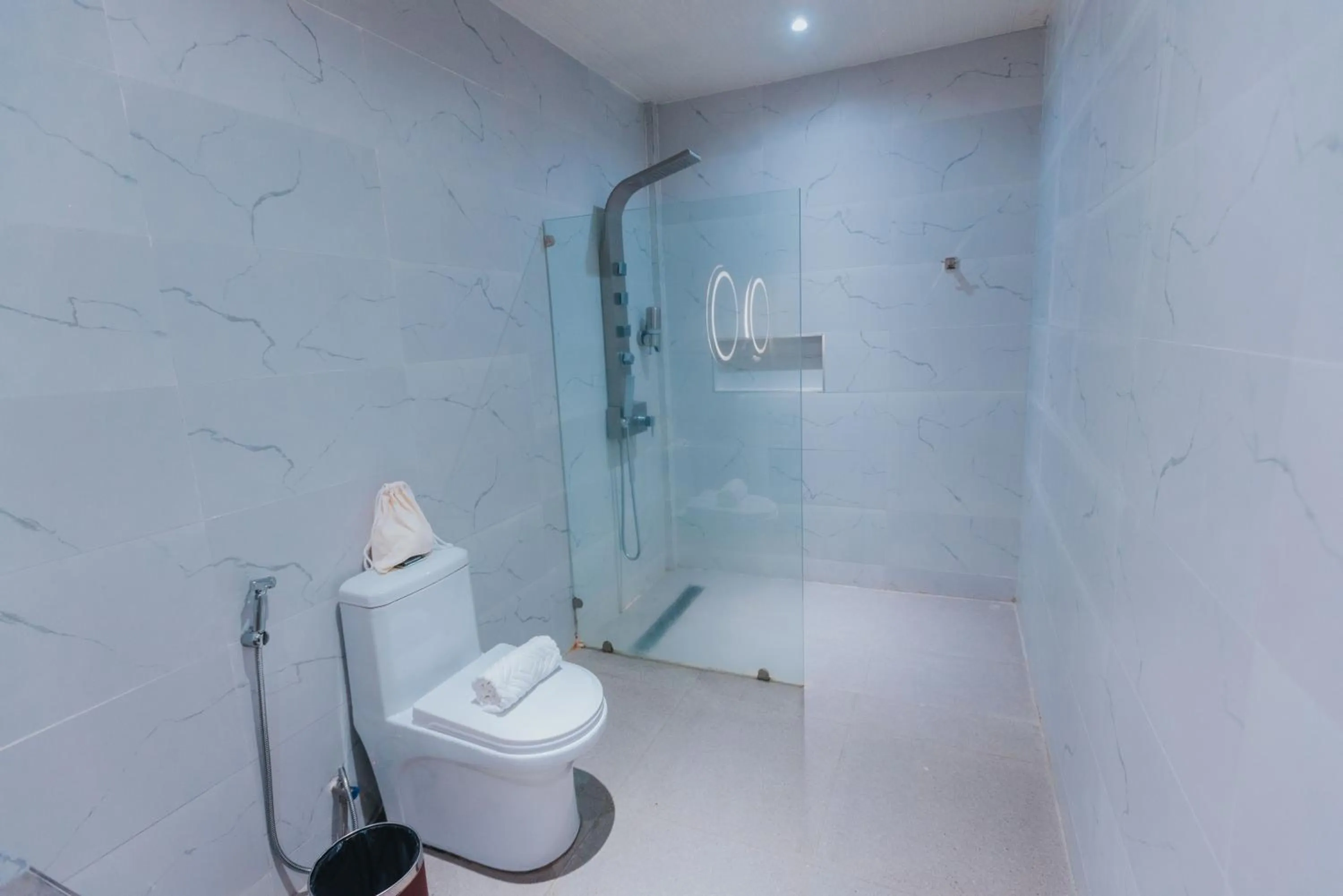 Bathroom in SureStay Studio by Best Western Clarkview Angeles City