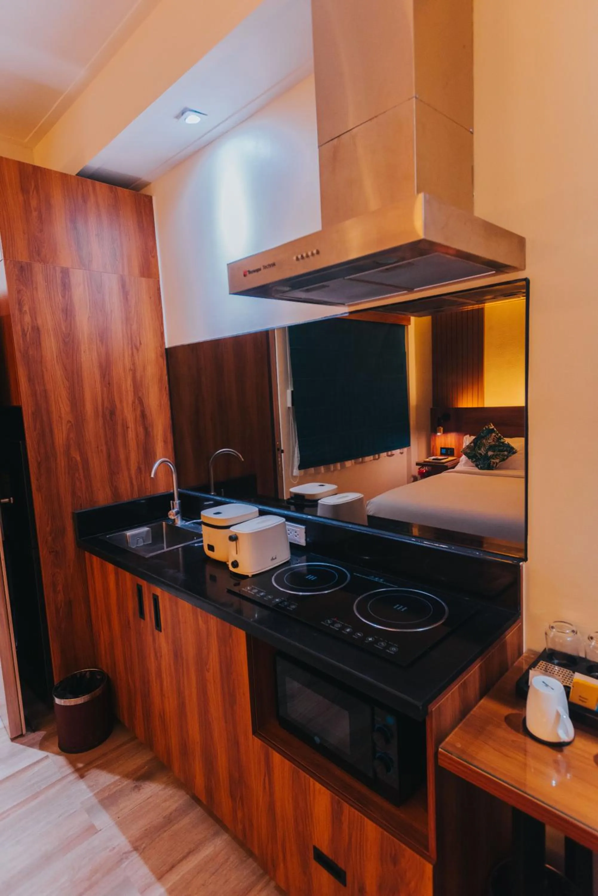 Kitchen or kitchenette in SureStay Studio by Best Western Clarkview Angeles City