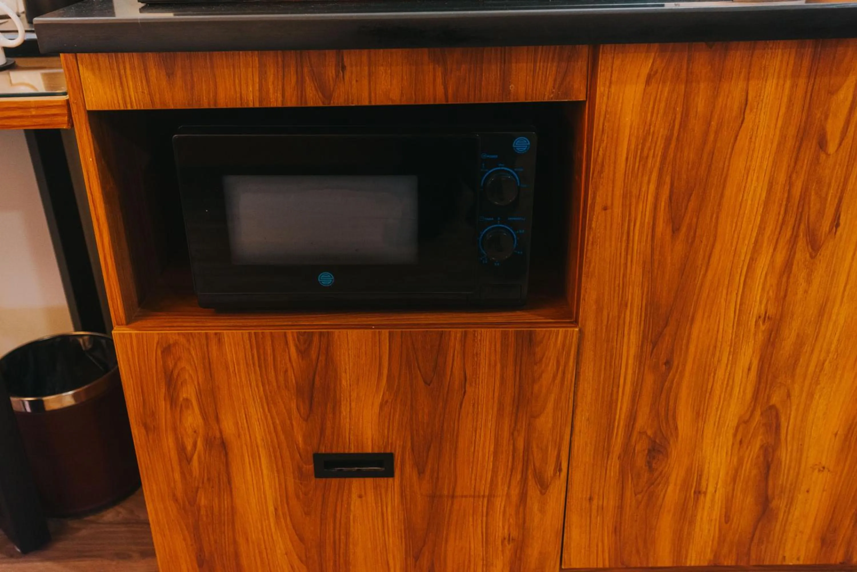 Kitchen or kitchenette in SureStay Studio by Best Western Clarkview Angeles City