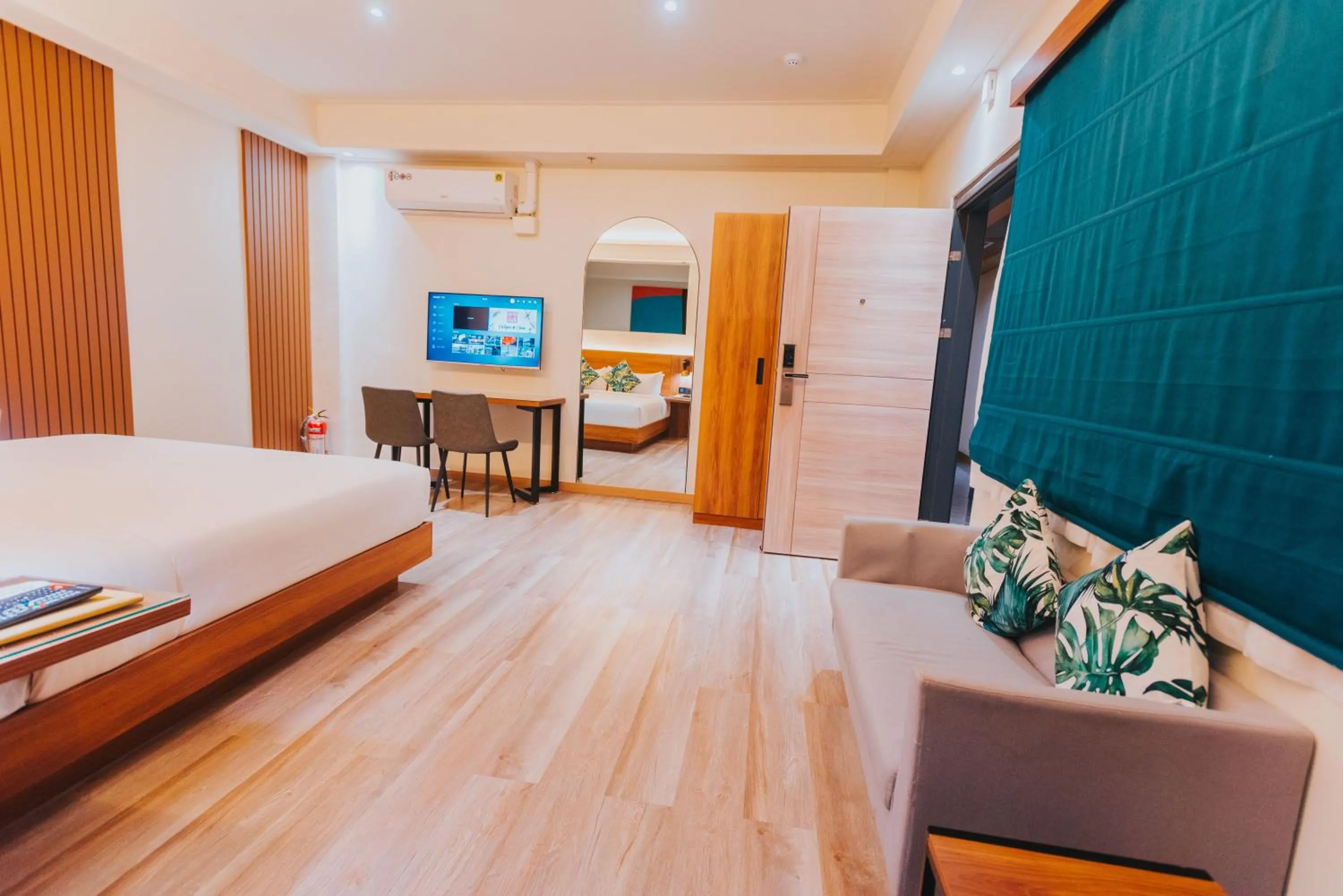 Bed in SureStay Studio by Best Western Clarkview Angeles City