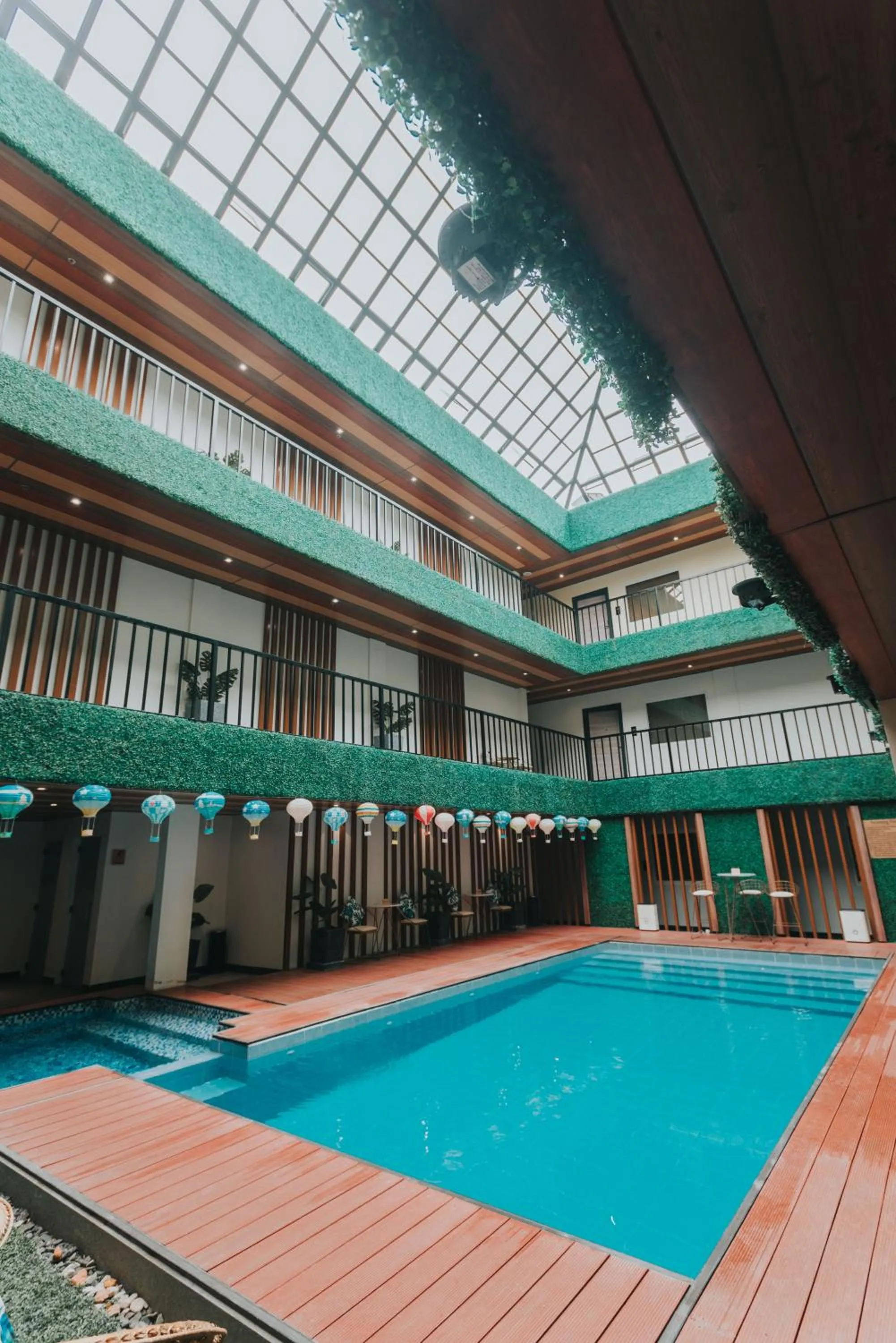 Swimming pool in SureStay Studio by Best Western Clarkview Angeles City