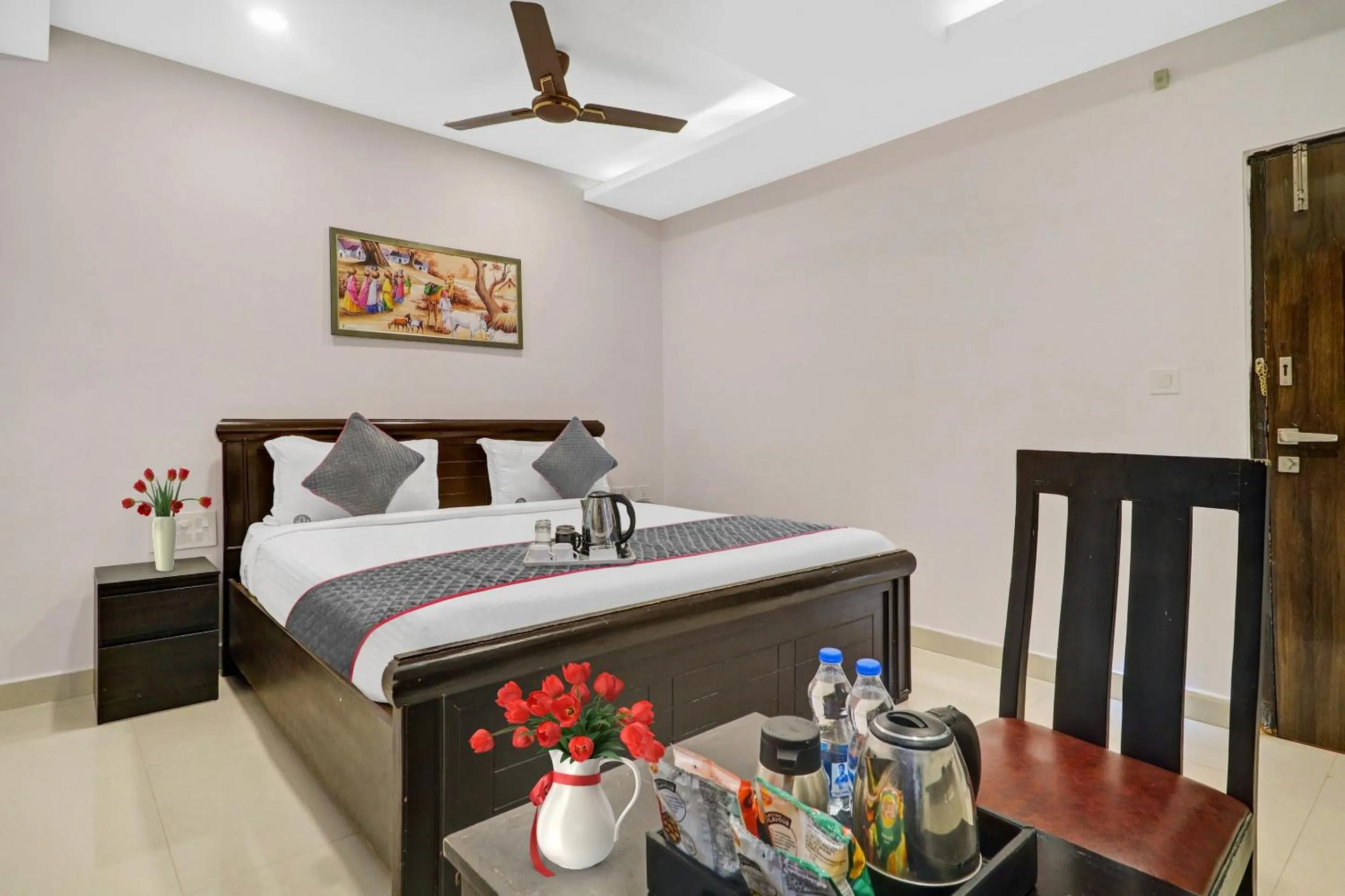 Bedroom, Bed in Super Townhouse RCC PARK VIEW INN