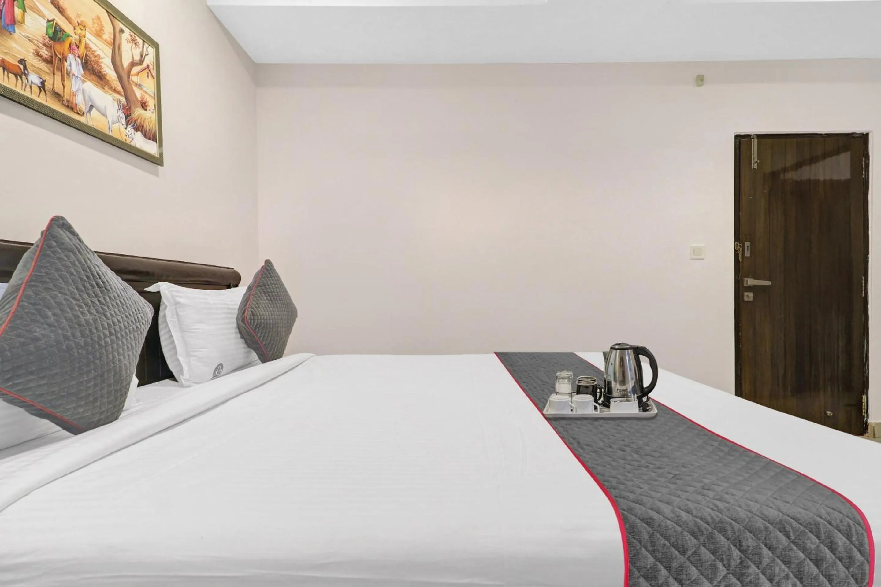 Bedroom, Bed in Super Townhouse RCC PARK VIEW INN