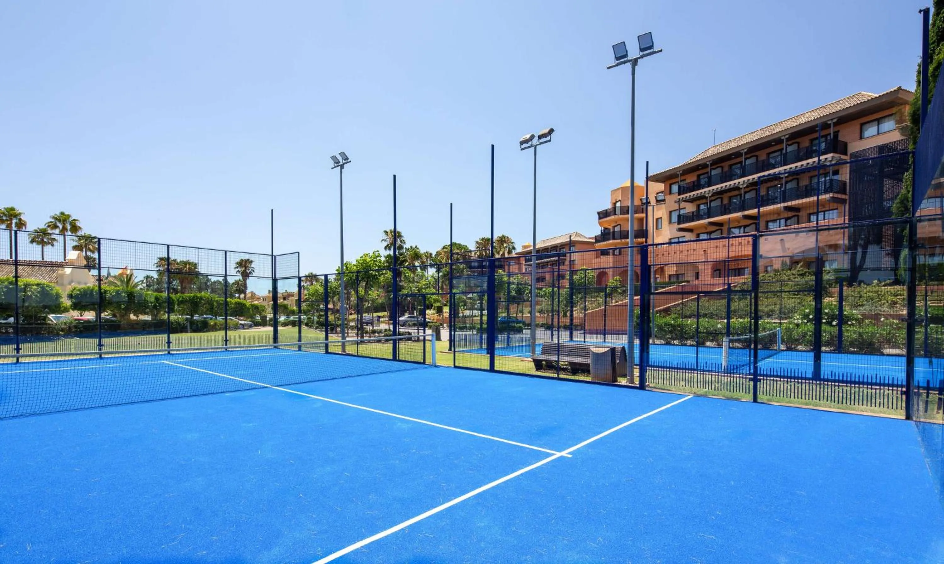 Sports in DoubleTree by Hilton Islantilla Beach Golf Resort