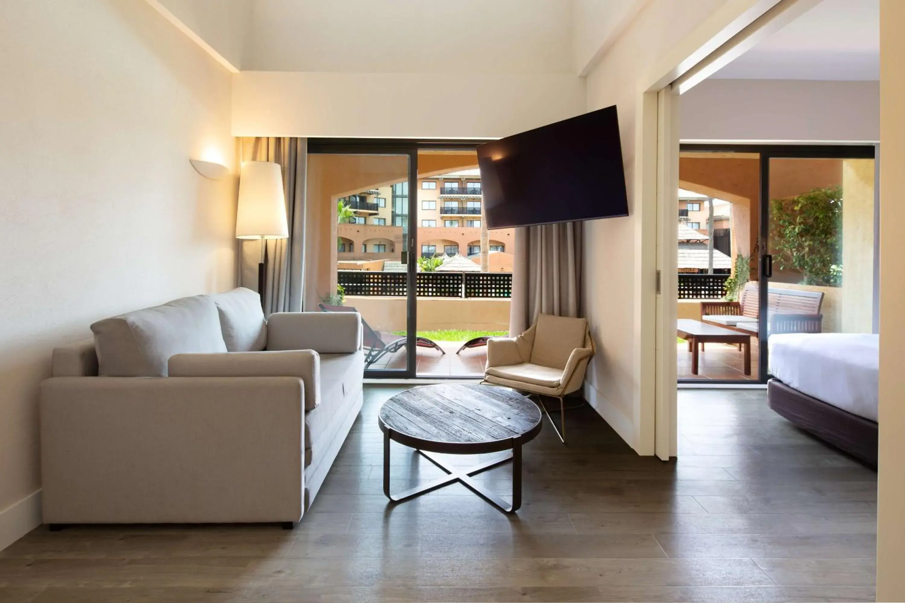 Two-Bedroom King Suite in DoubleTree by Hilton Islantilla Beach Golf Resort Two-Bedroom King Suite in DoubleTree by Hilton Islantilla Beach Golf Resort