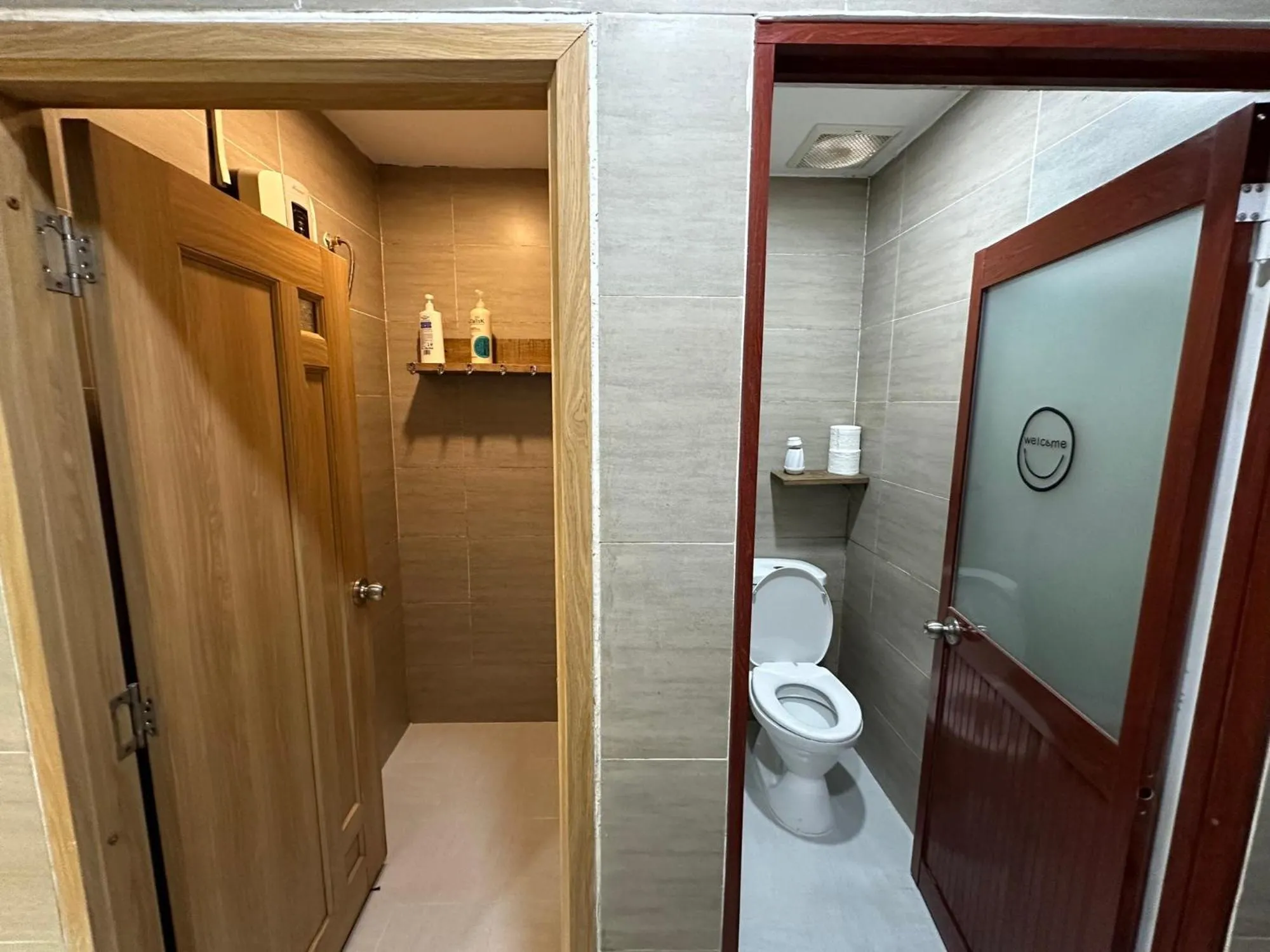 Shower in Lengkeng Da Lat Homestay