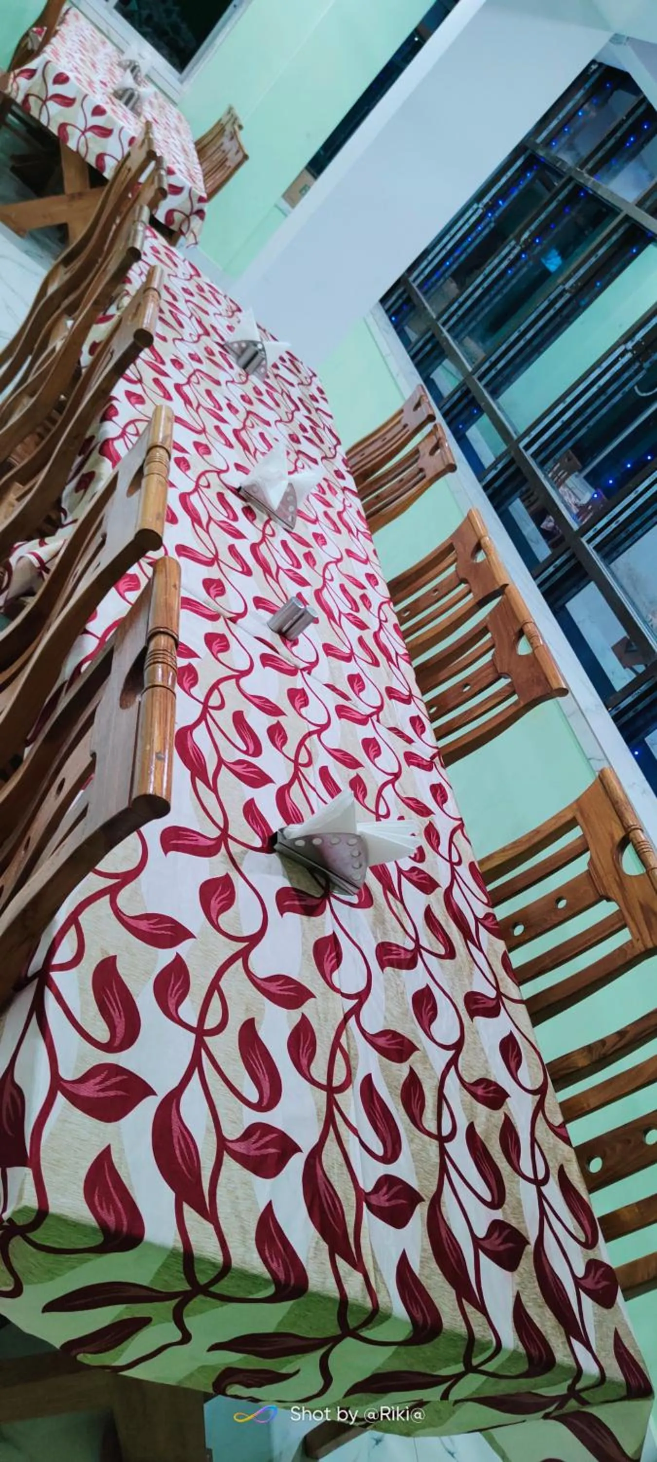 Dining area in Hotel Saan Berhampore