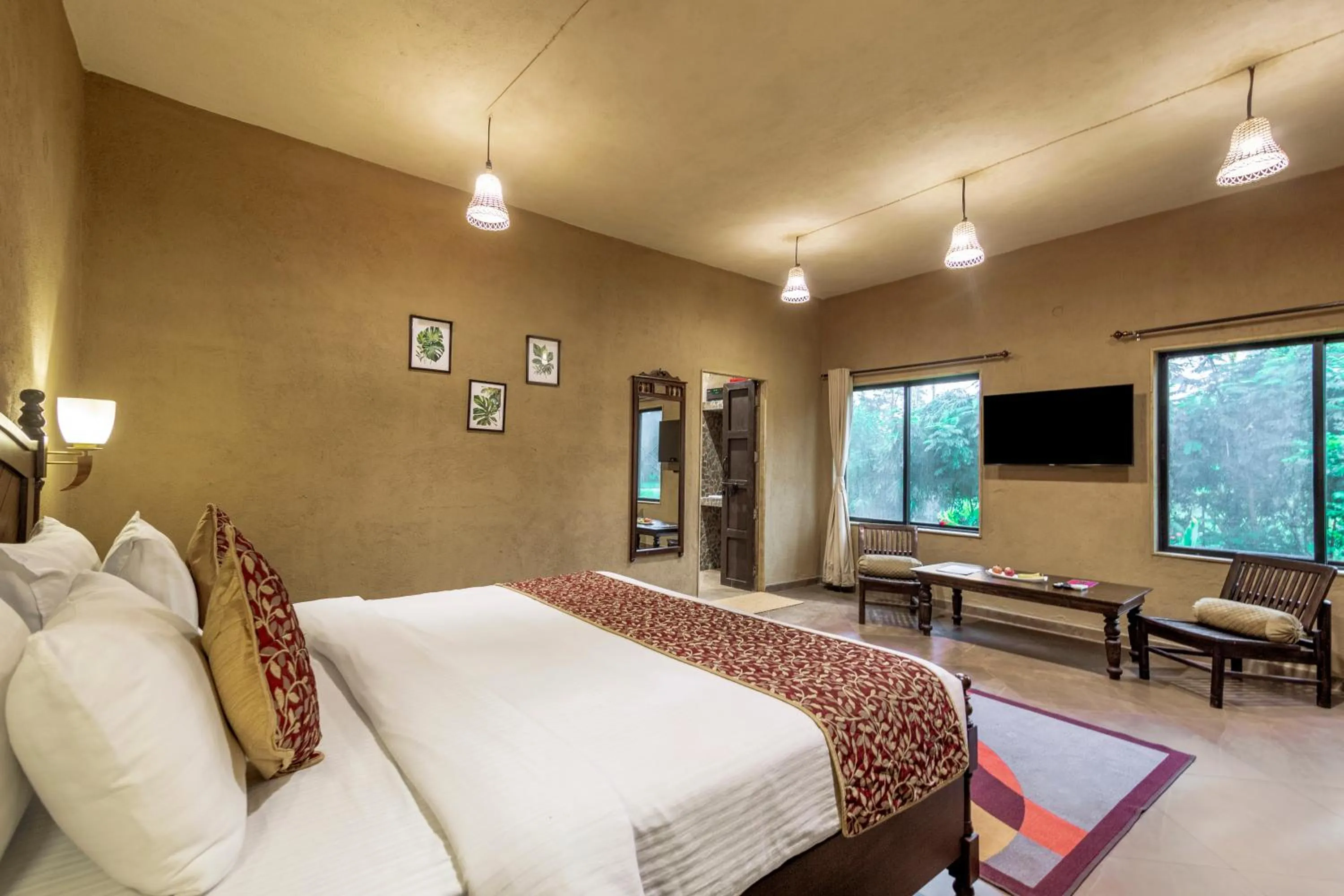 Bedroom, Bed in Sterling Orient Woods Pench