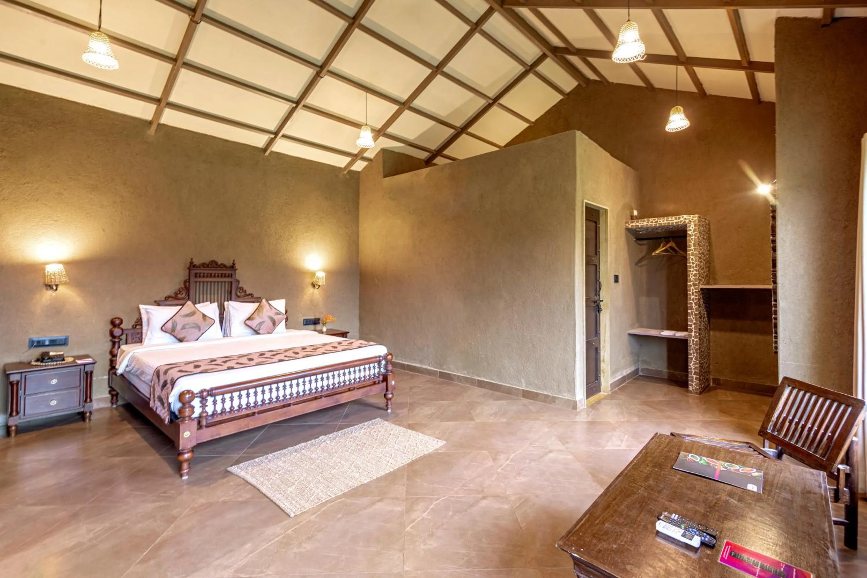 Photo of the whole room, Bed in Sterling Orient Woods Pench