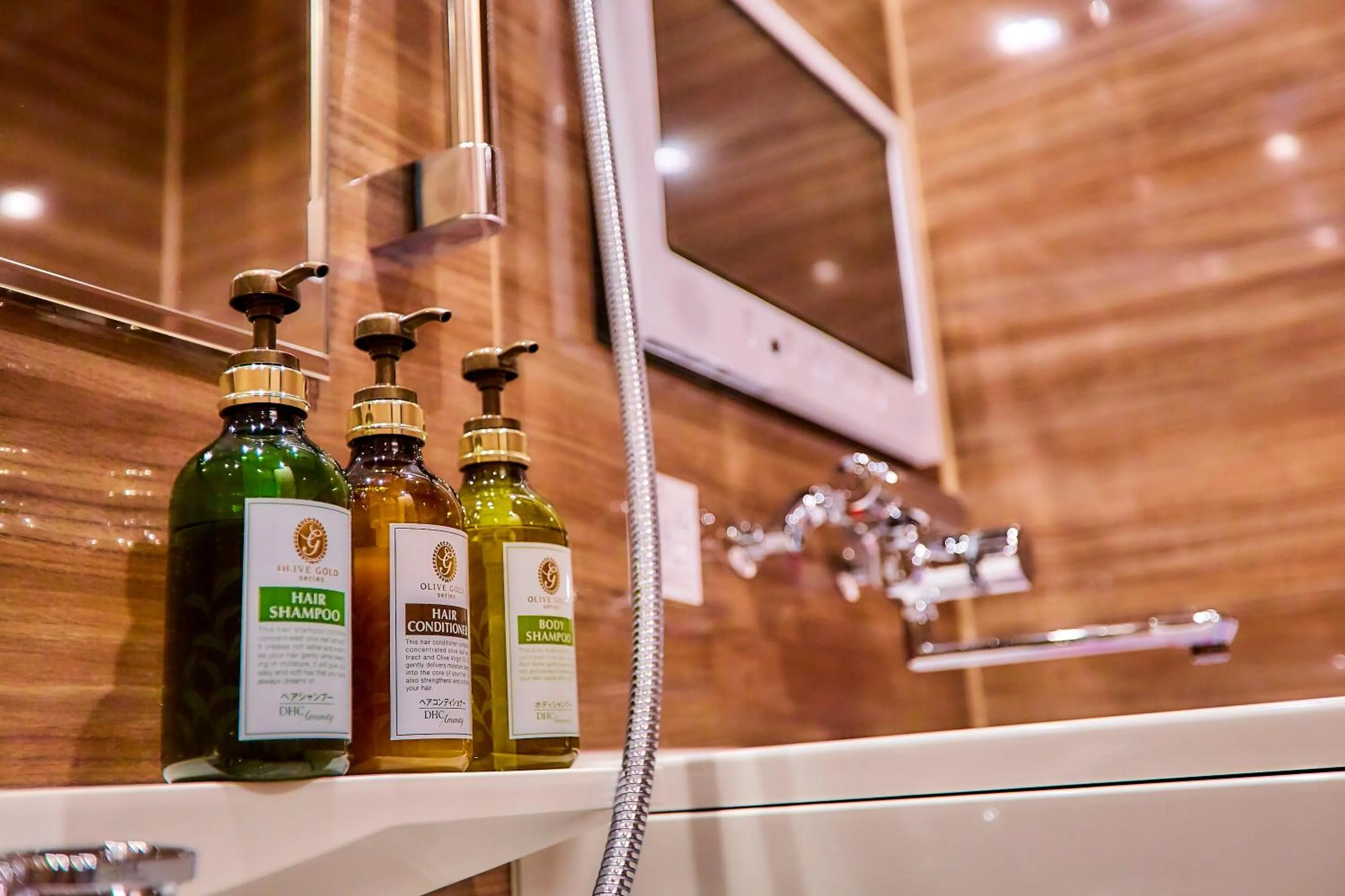 Shower in Petit Bali Ikebukuro