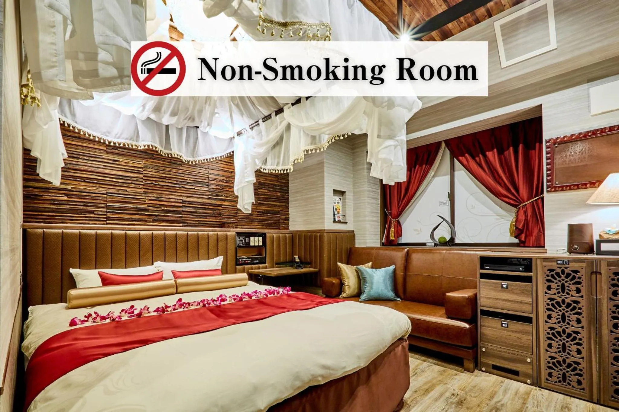 Photo of the whole room, Bed in Petit Bali Ikebukuro