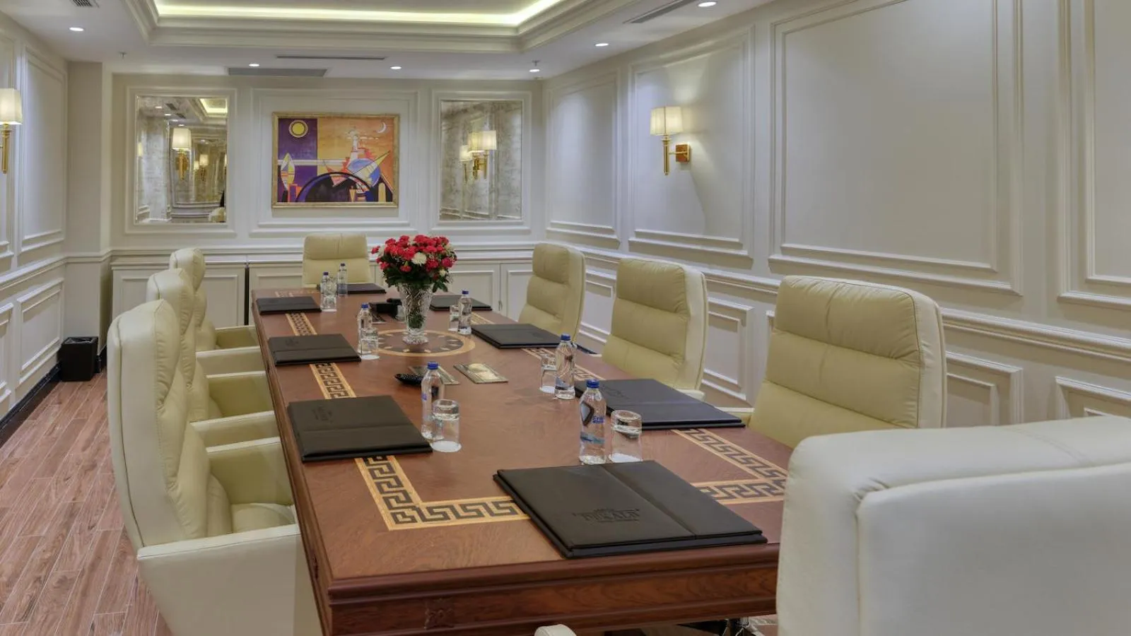 Meeting/conference room in Dekalb Hotel