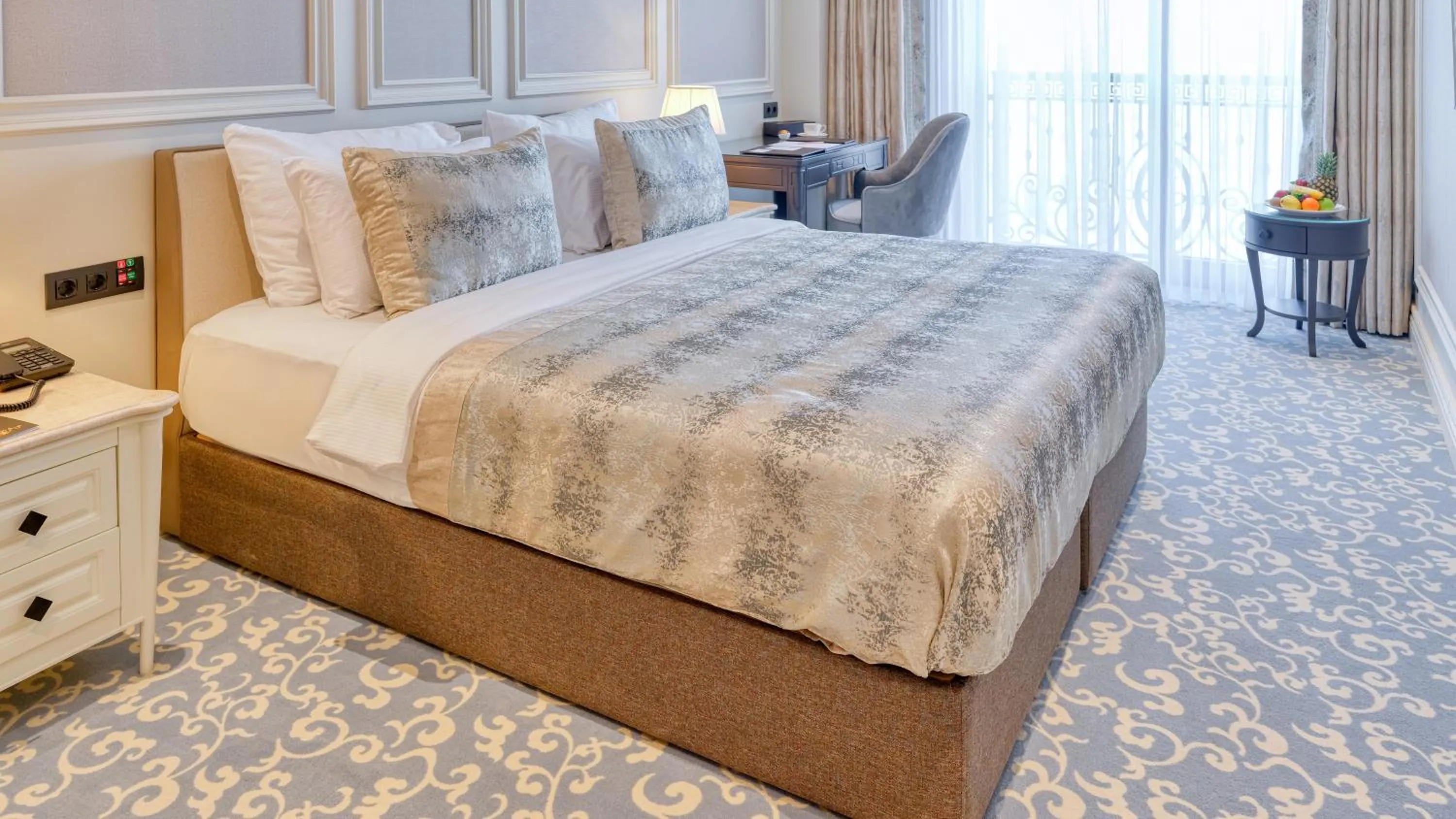 Bedroom, Bed in Dekalb Hotel