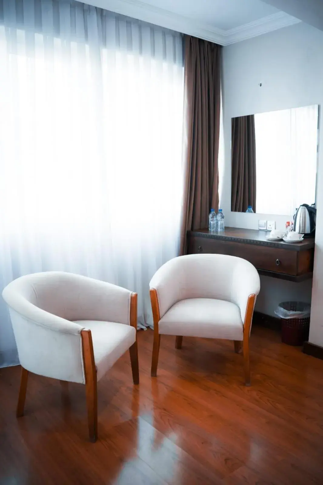 Twin Room with Pool View in Mountain View Hotel Twin Room with Pool View in Mountain View Hotel