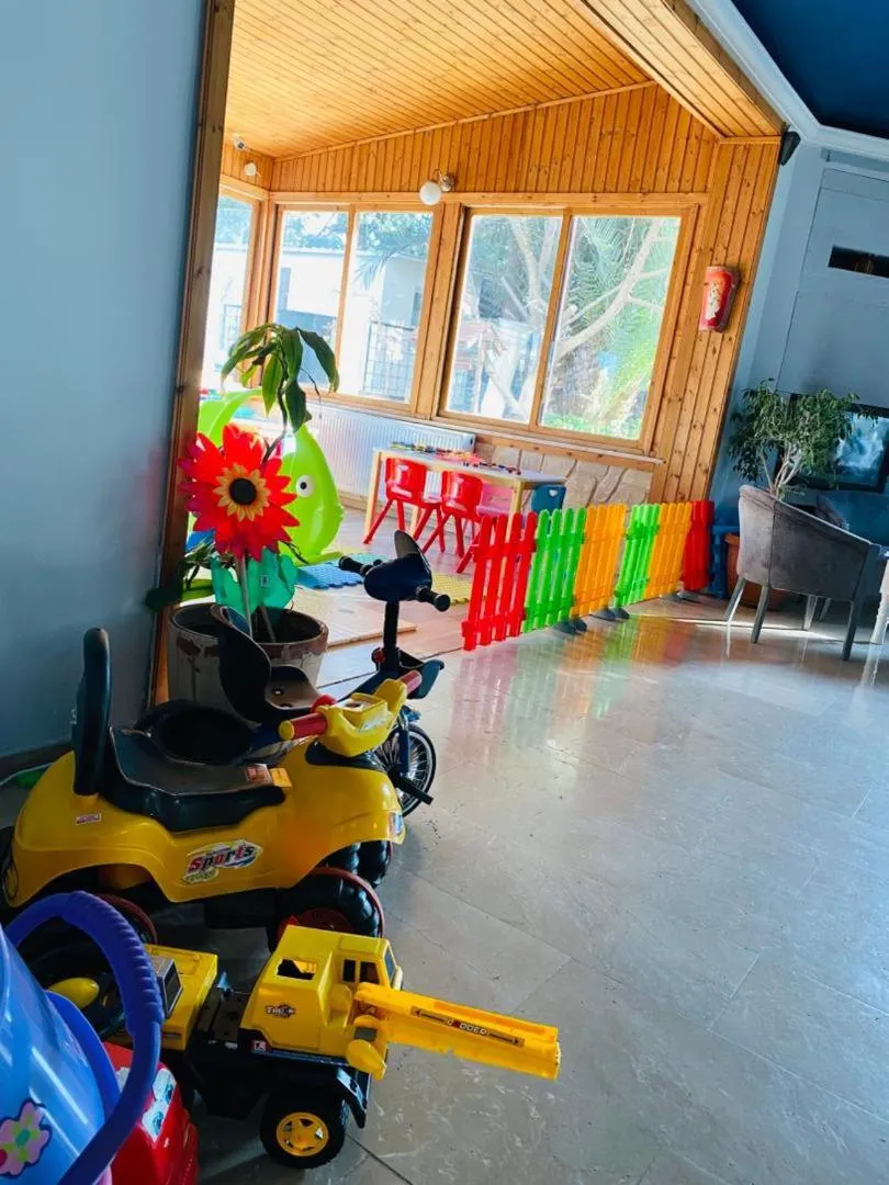 Kids's club in Mountain View Hotel