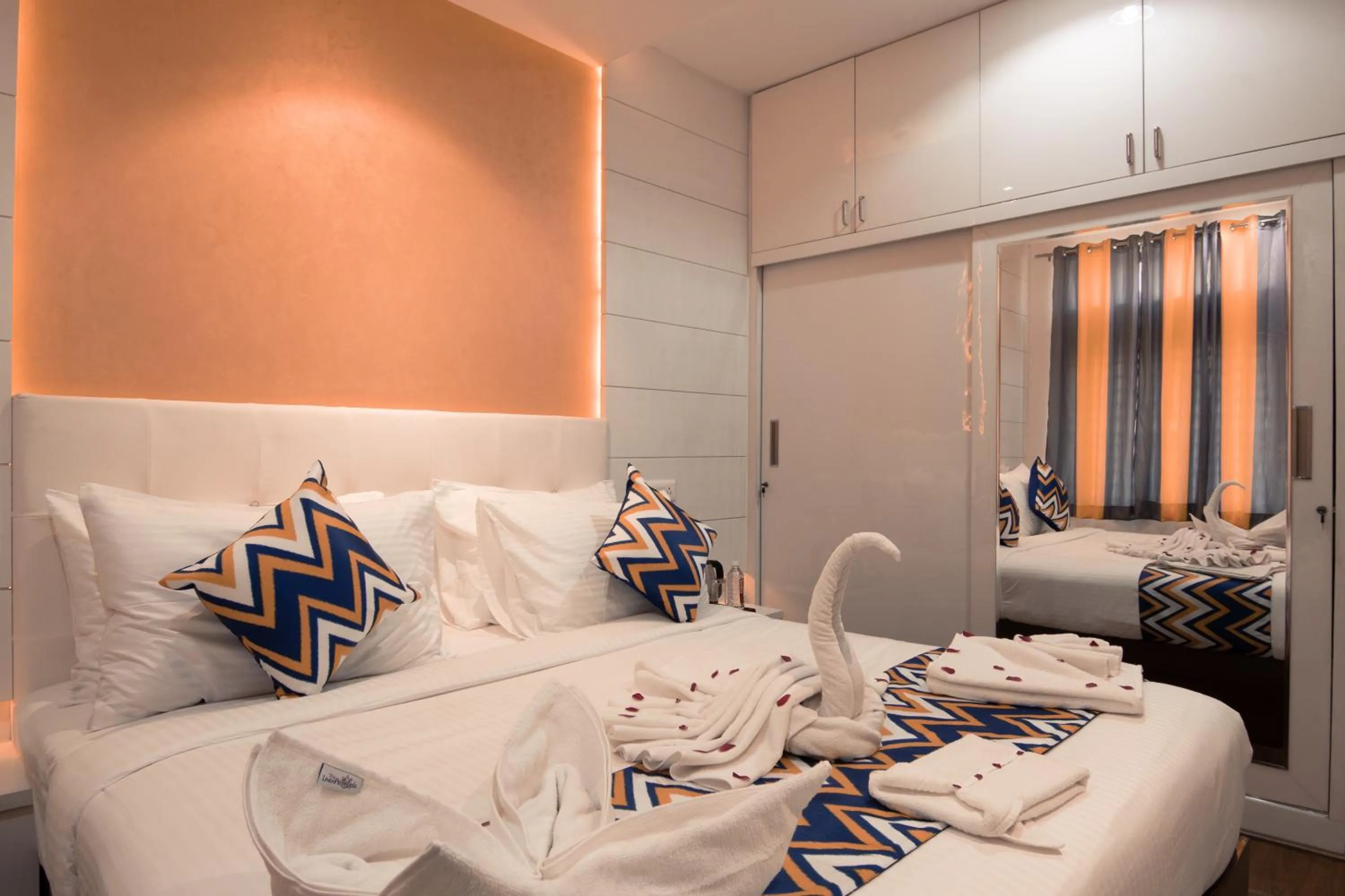 Bedroom, Bed in Athulya Residence Suite Rooms