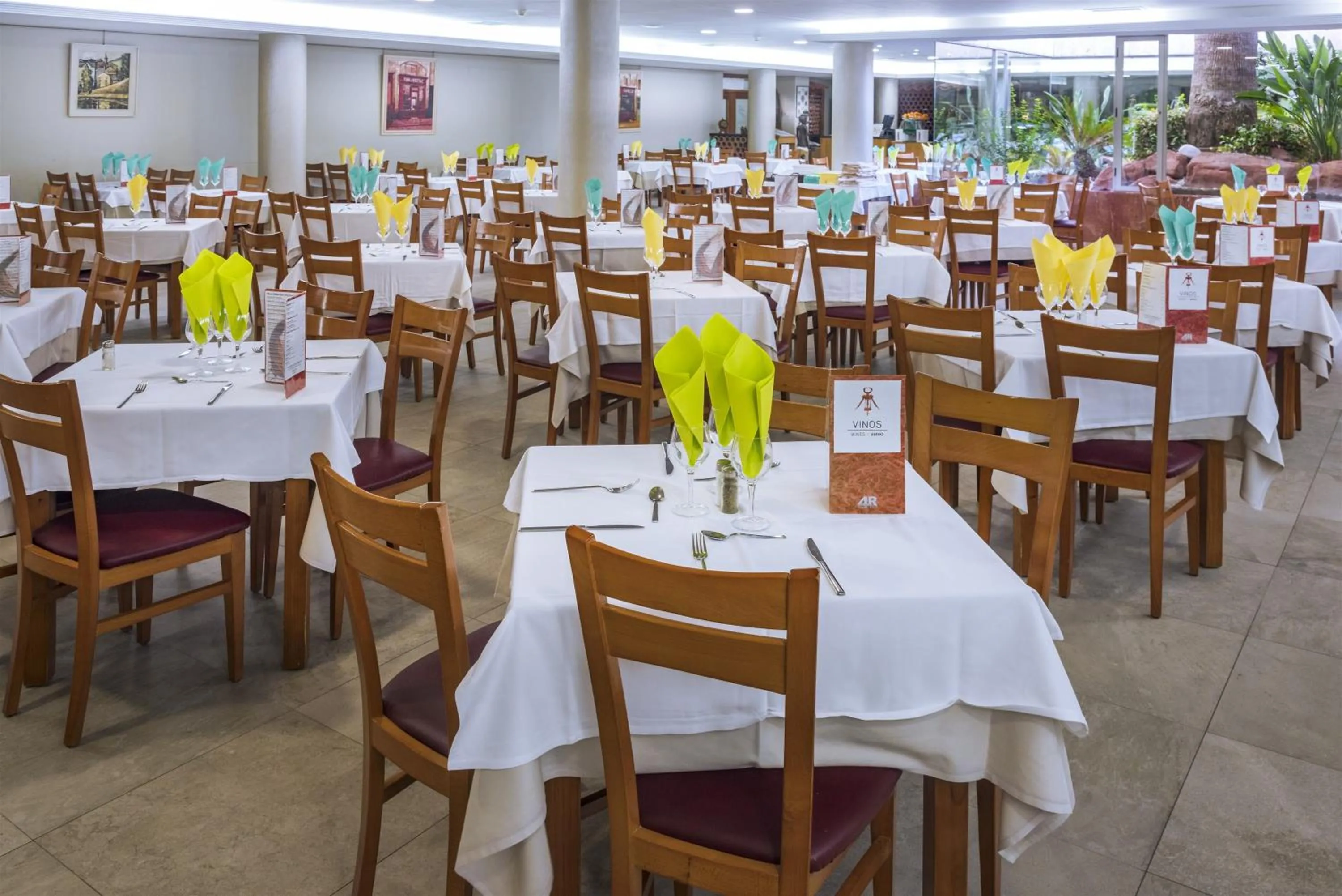 Restaurant/places to eat in 4R Salou Park Resort I