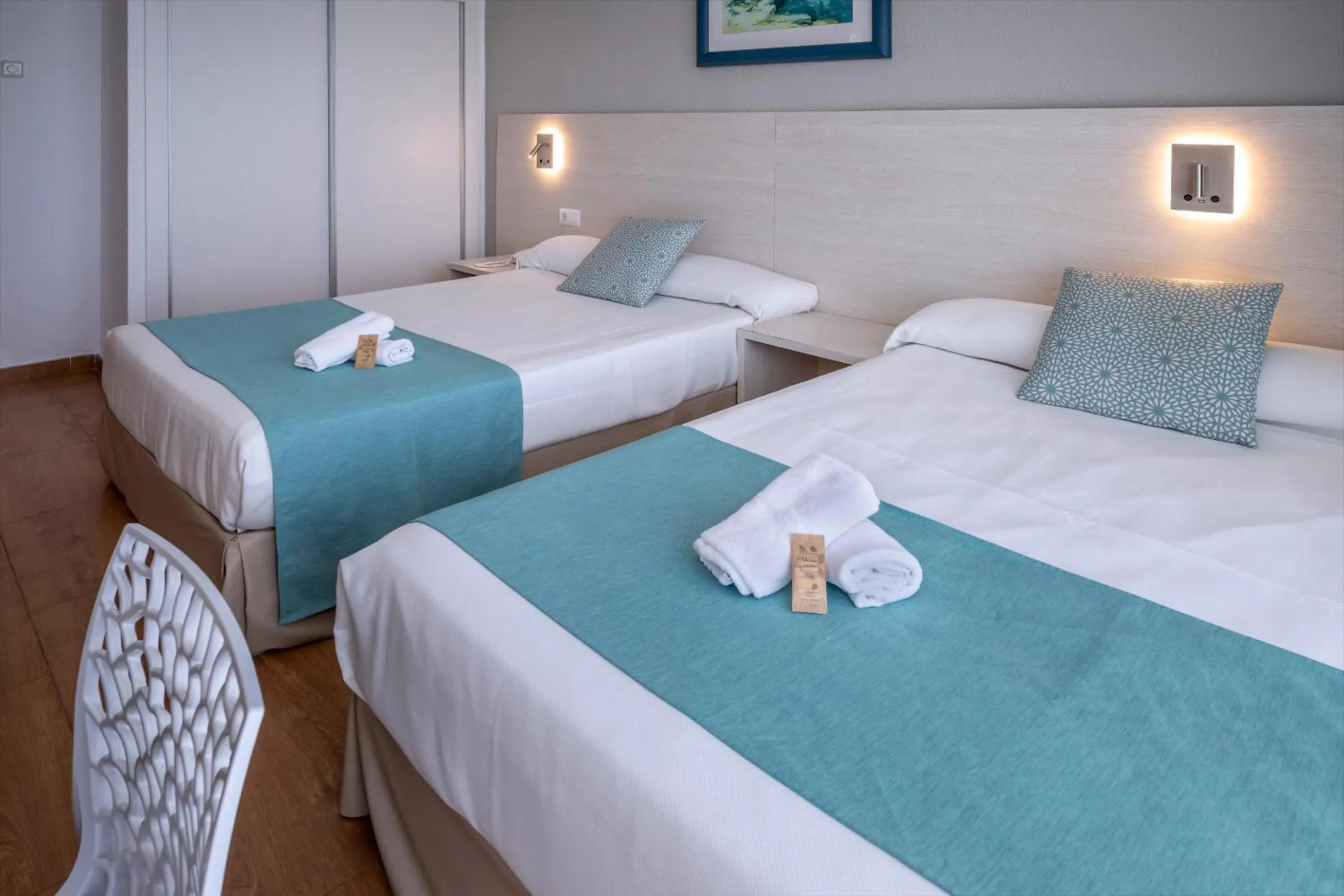 Photo of the whole room, Bed in 4R Salou Park Resort I