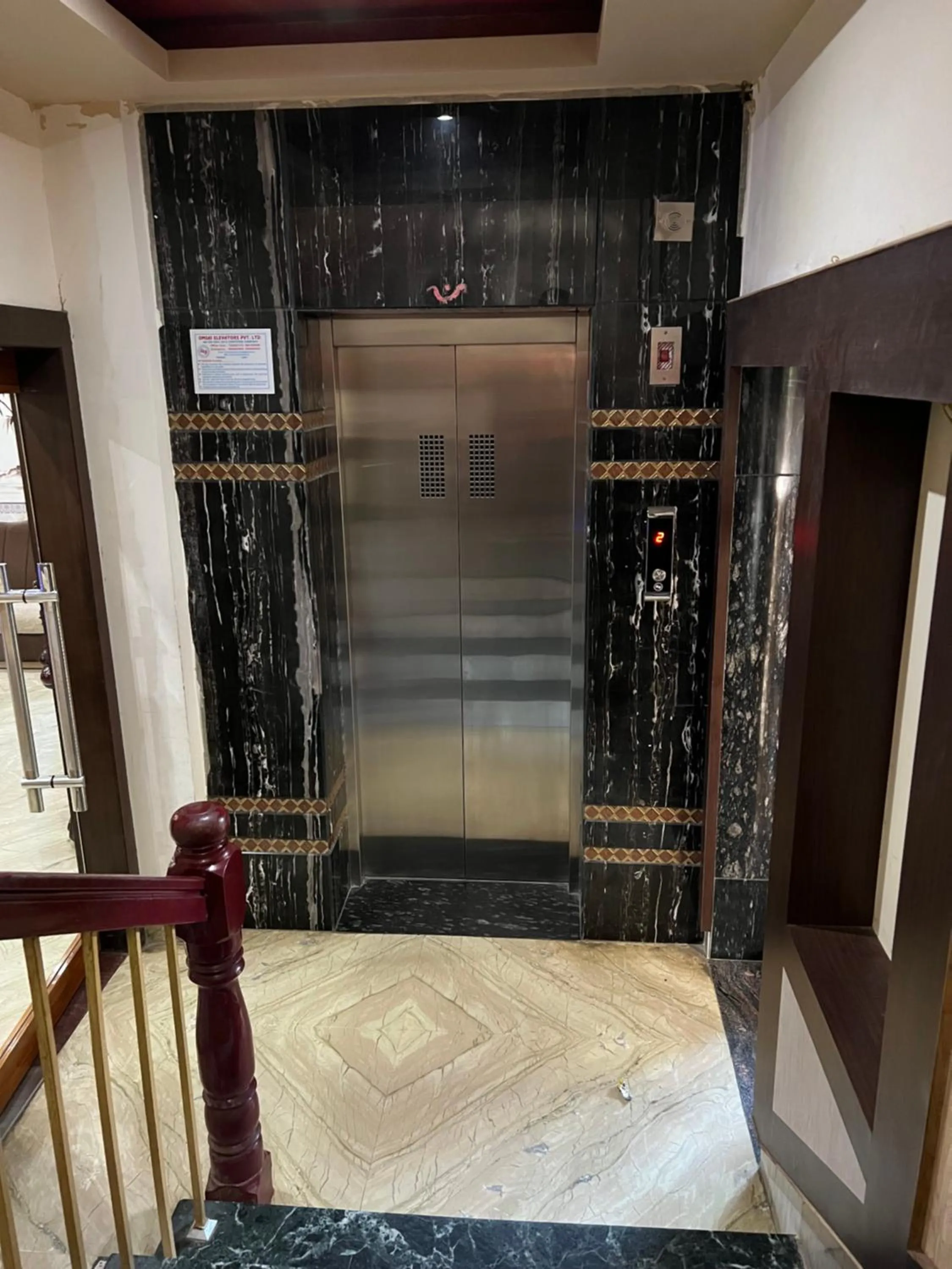 acessibility in Hotel Lee Garden Near to Blue Flag Beach 500 Mtrs