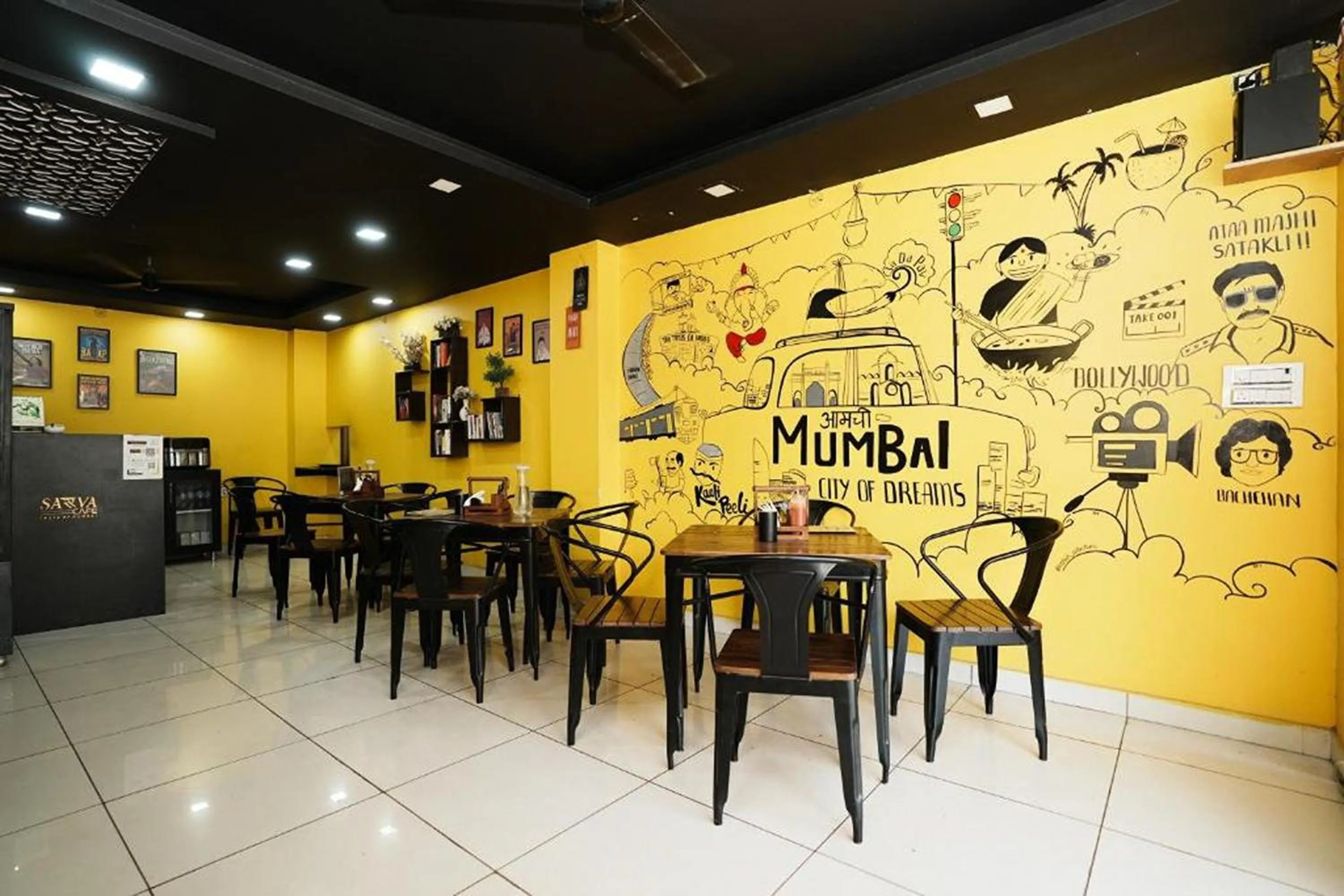 Restaurant/places to eat in Hotel The 7 Seas