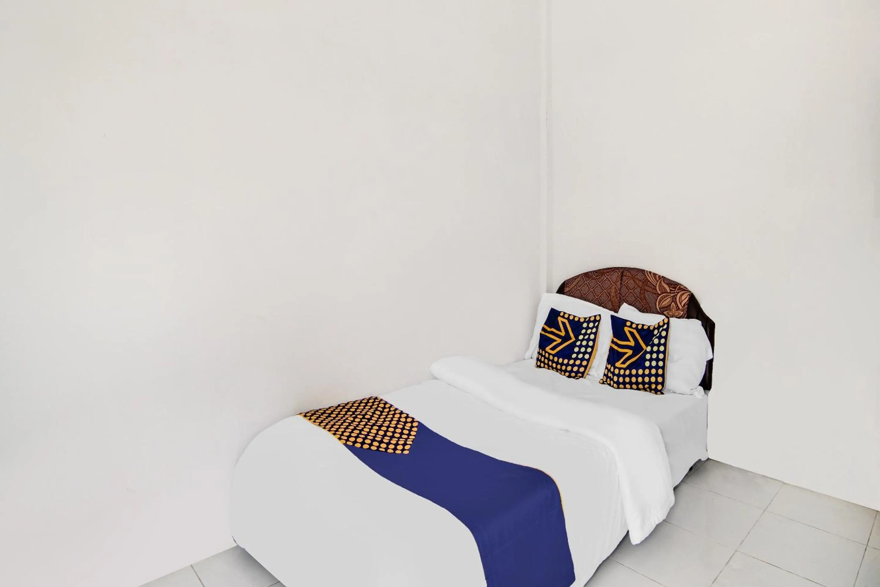 Bedroom, Bed in Hotel O Raja Homestay Syariah