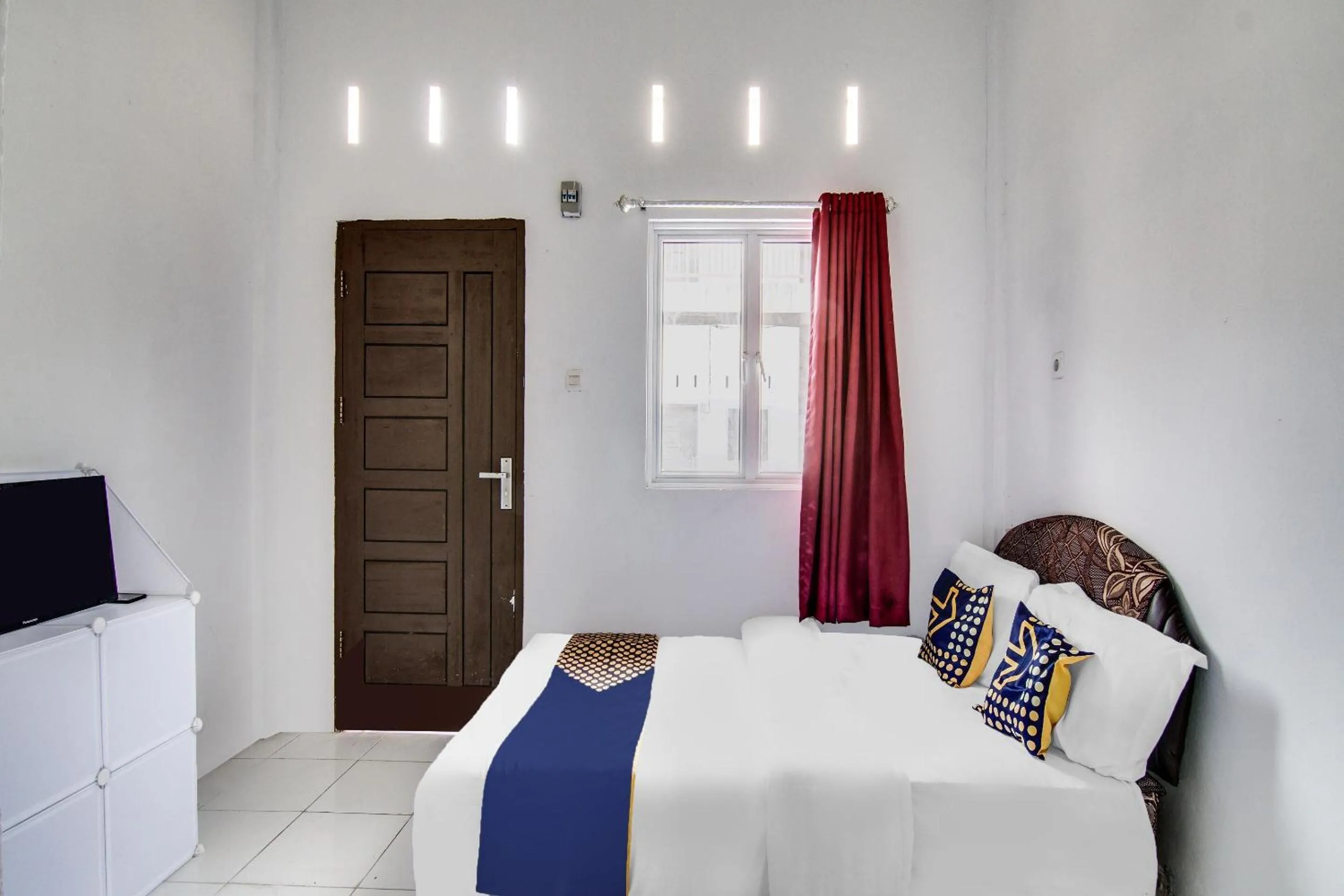 Bedroom, Bed in Hotel O Raja Homestay Syariah