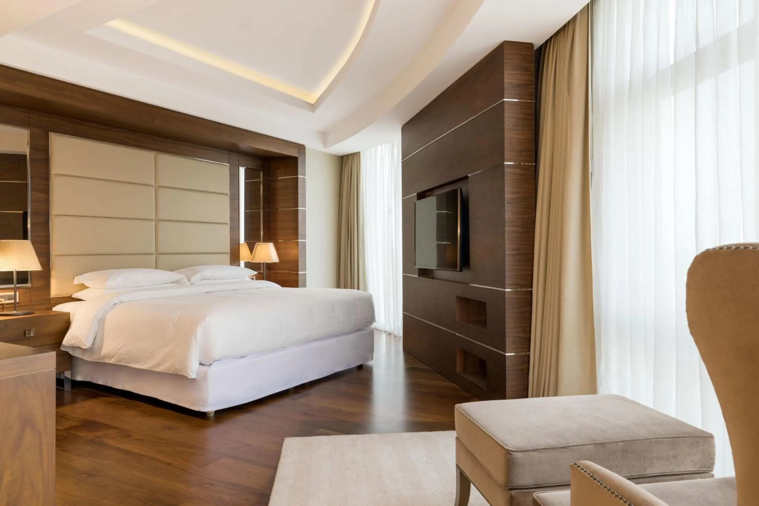 Photo of the whole room, Bed in Four Points by Sheraton Ikot Ekpene