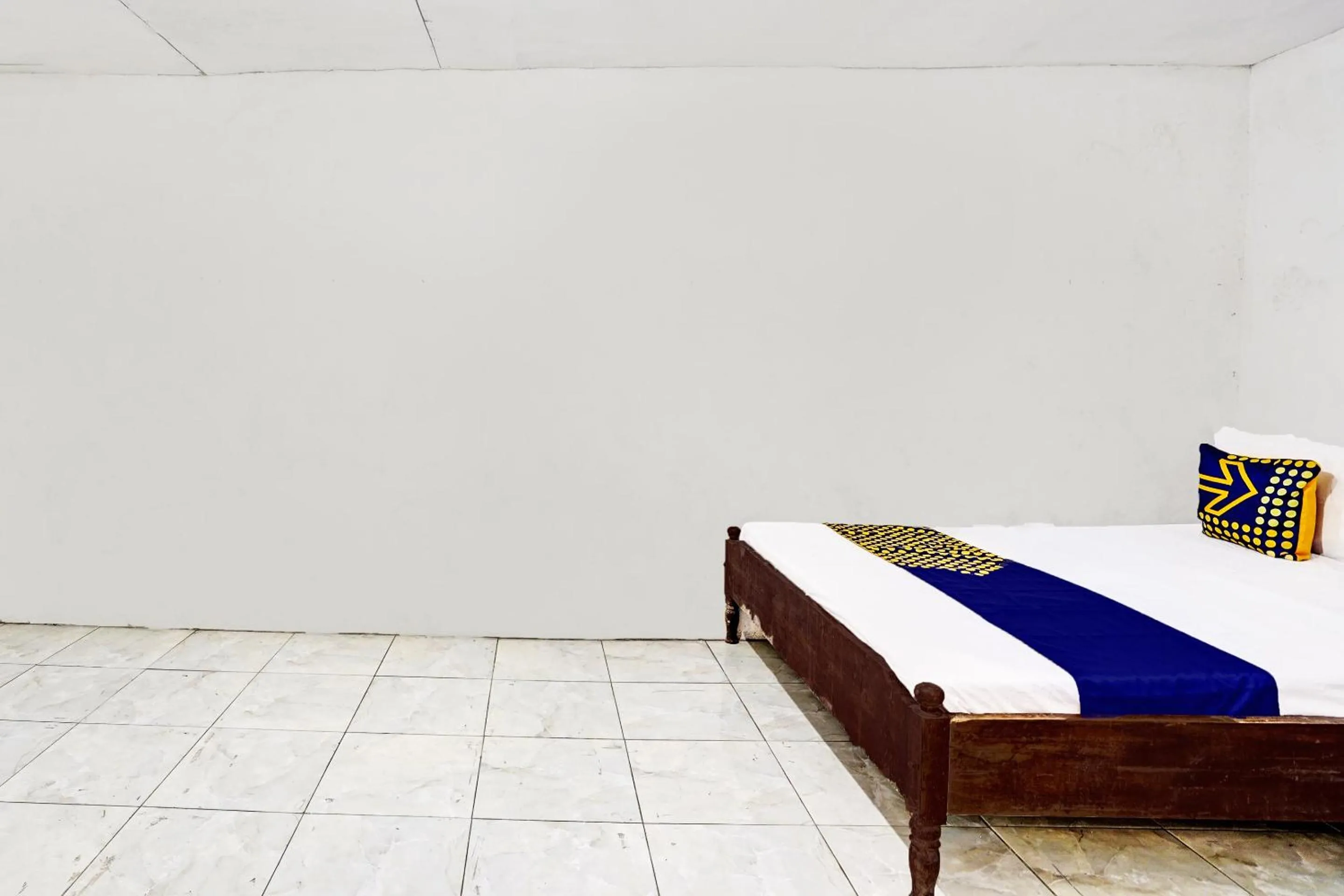 Bedroom, Bed in Hotel O Sidomulyo Kost Syariah