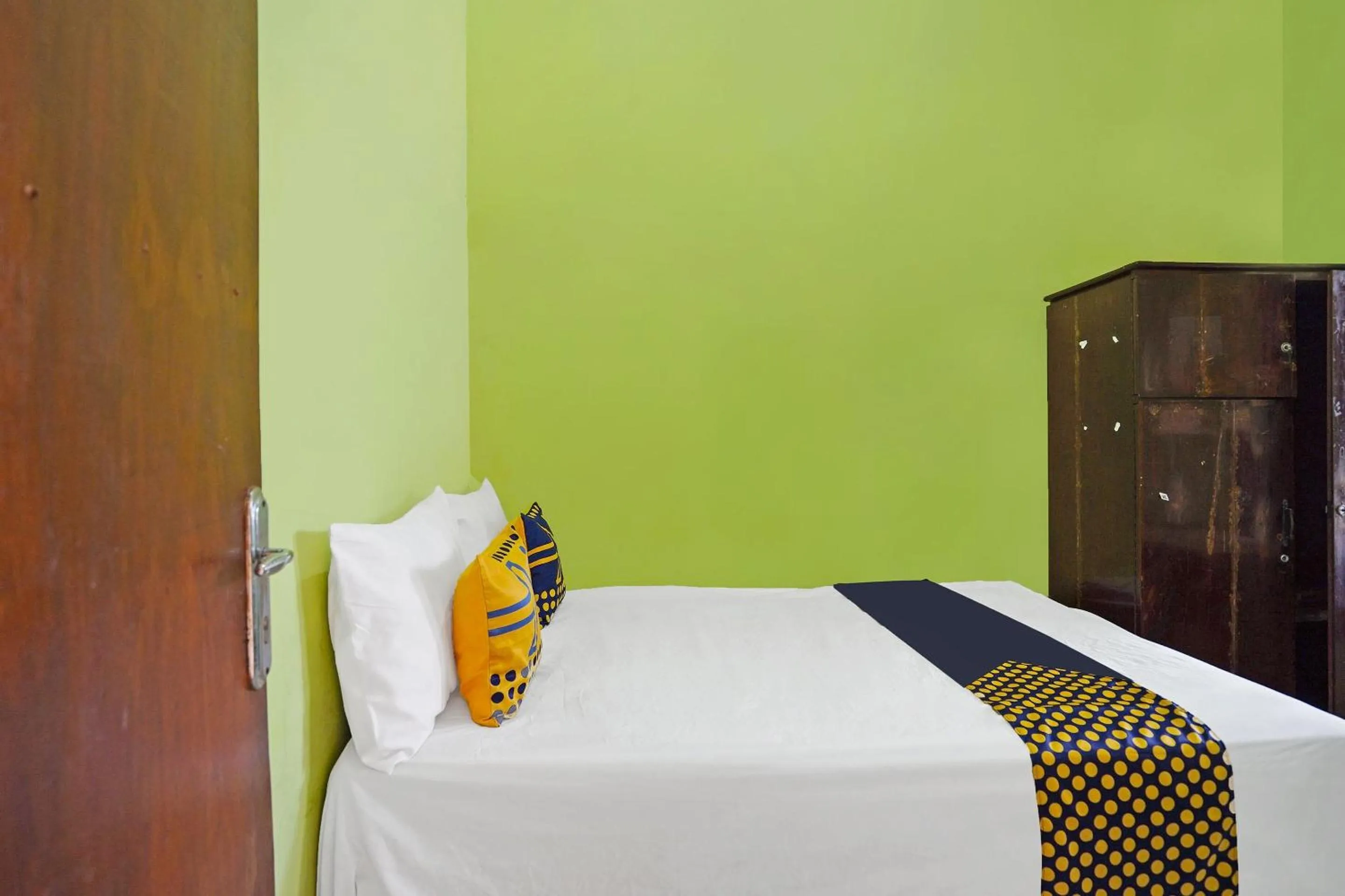 Bedroom, Bed in OYO Life 91869 Insan Mulia Kost Syariah