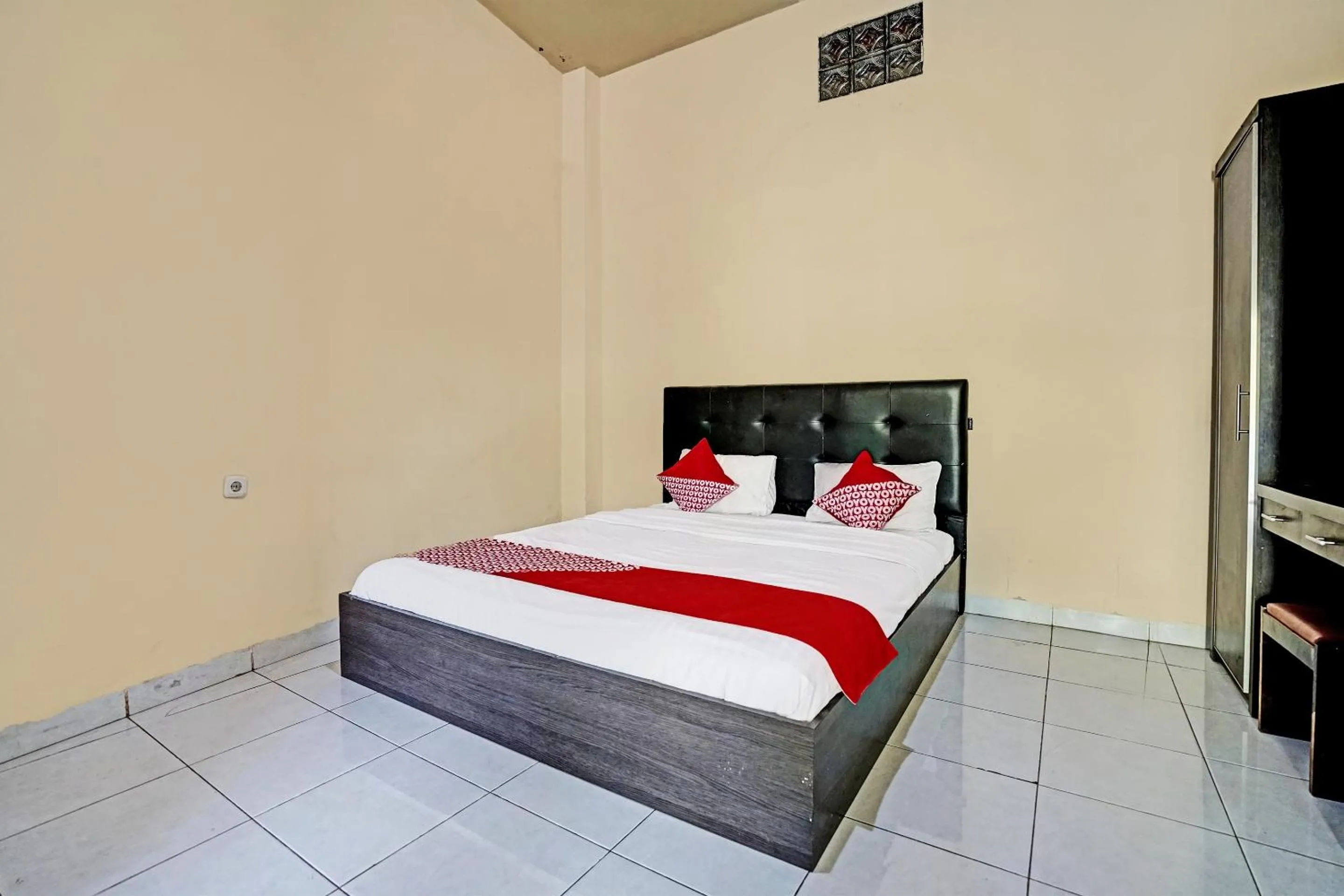 Bedroom, Bed in OYO Life 91873 Nugraha Kost