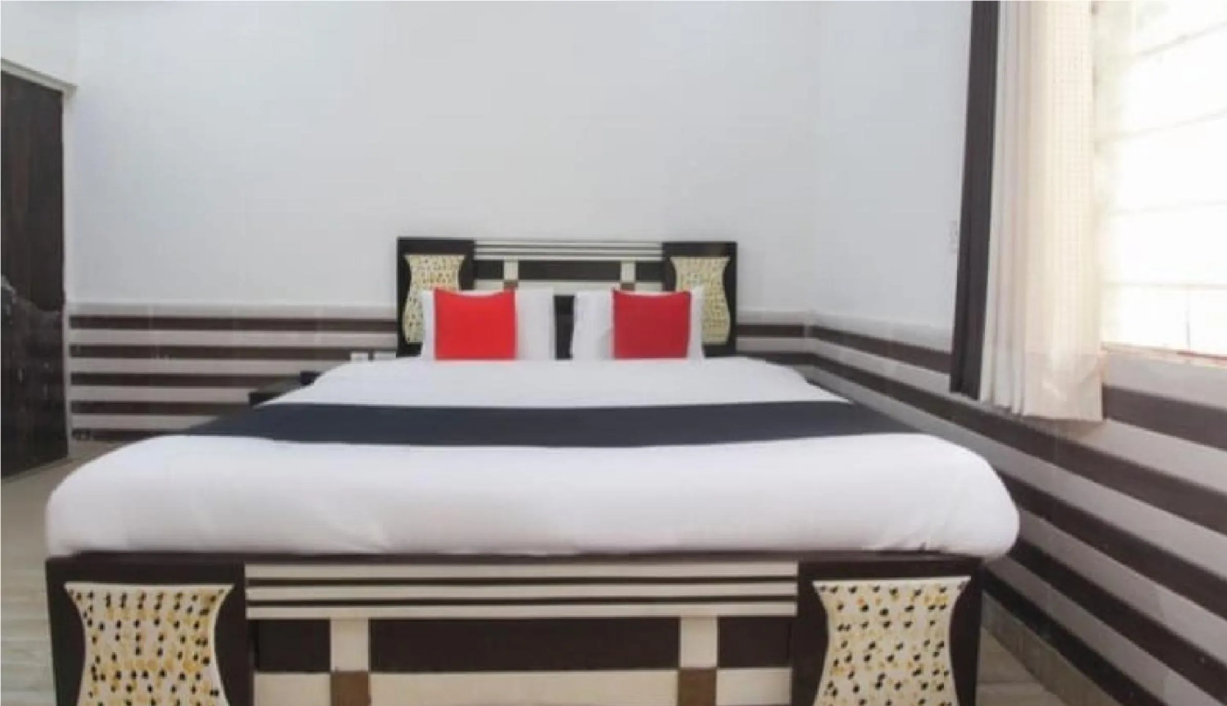 Bedroom, Bed in Hotel J.S. Plaza By WB Inn