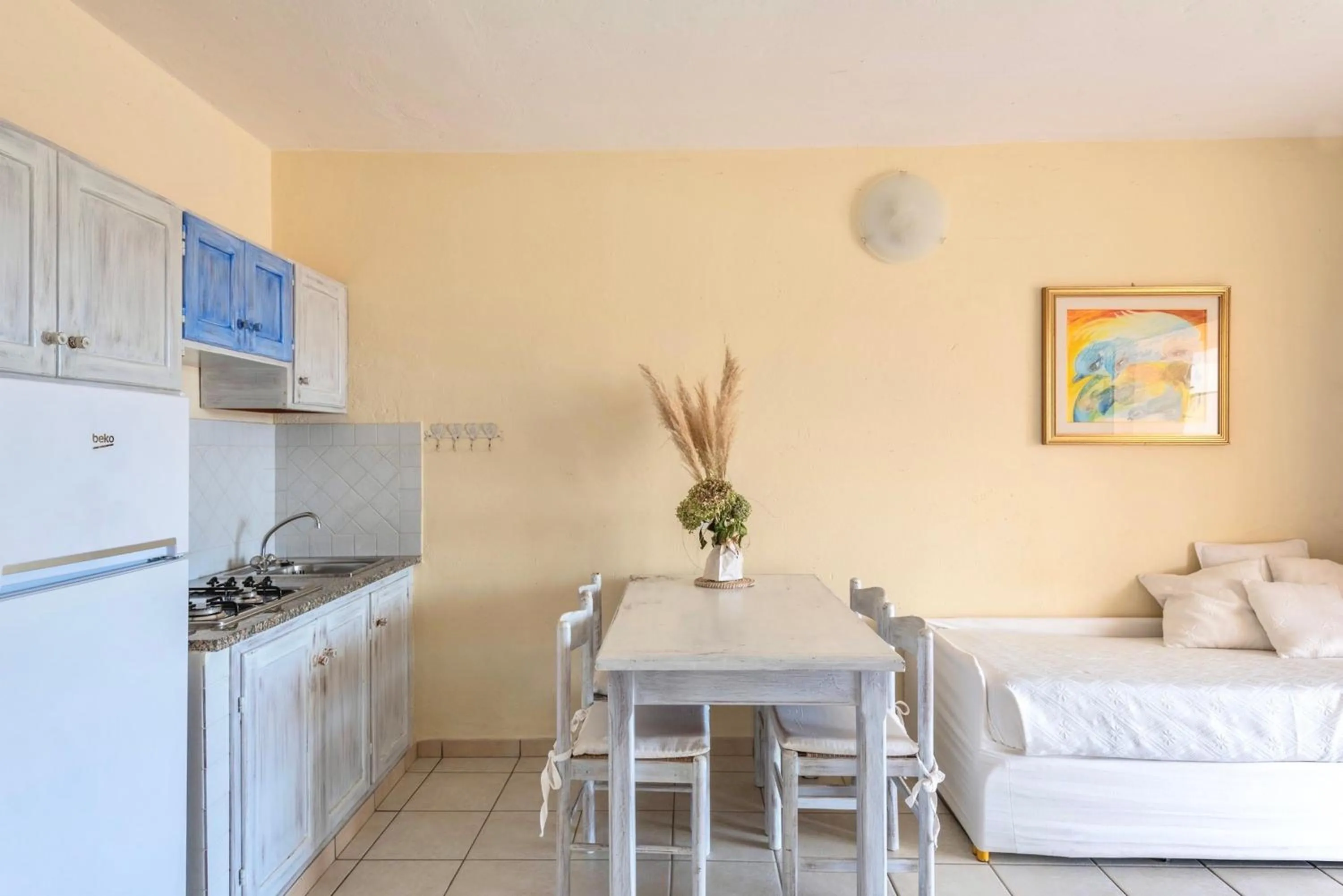 Living room in Residence a Golfo di Marinella a 450 mt dal mare