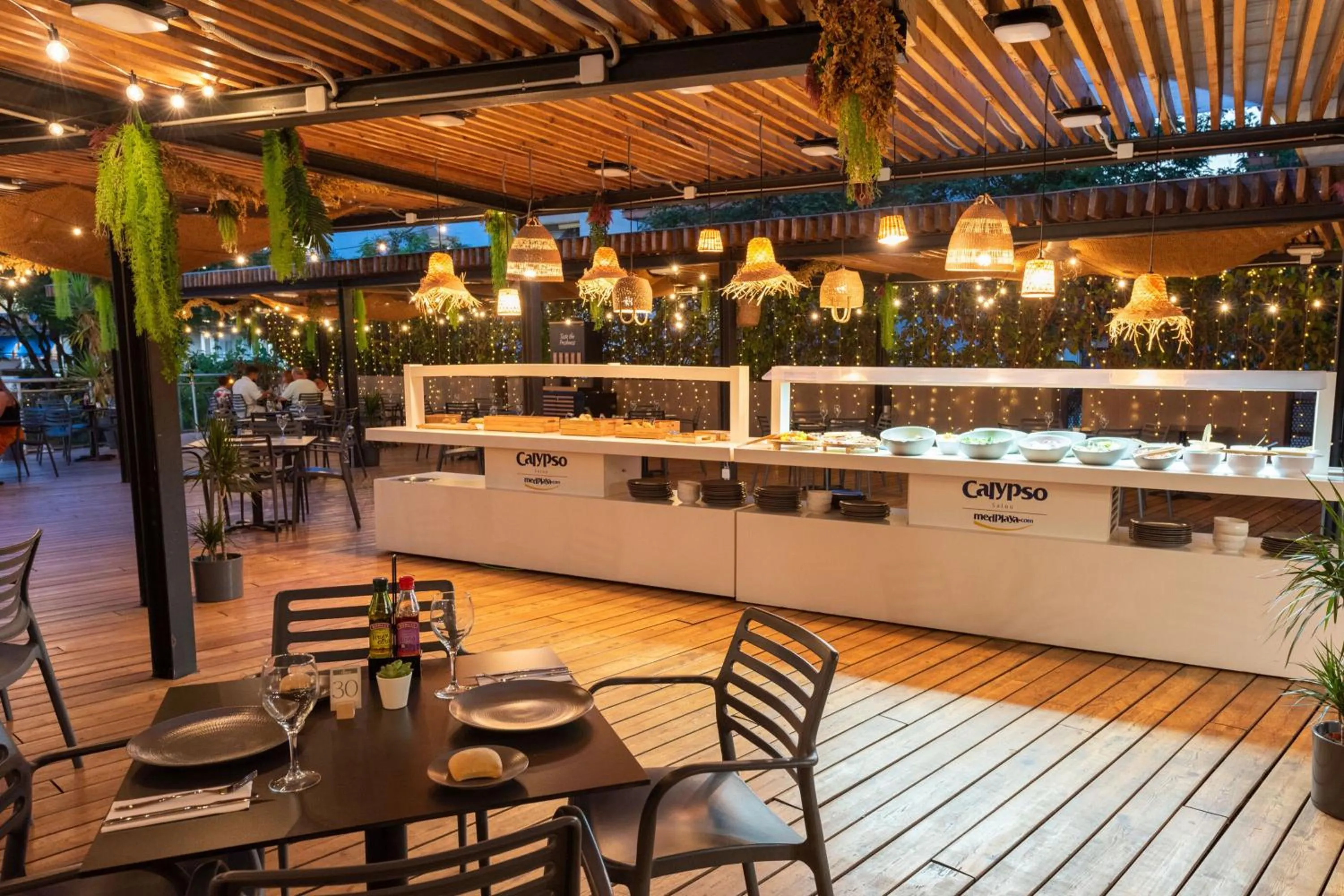 Restaurant/places to eat in Medplaya Hotel Calypso