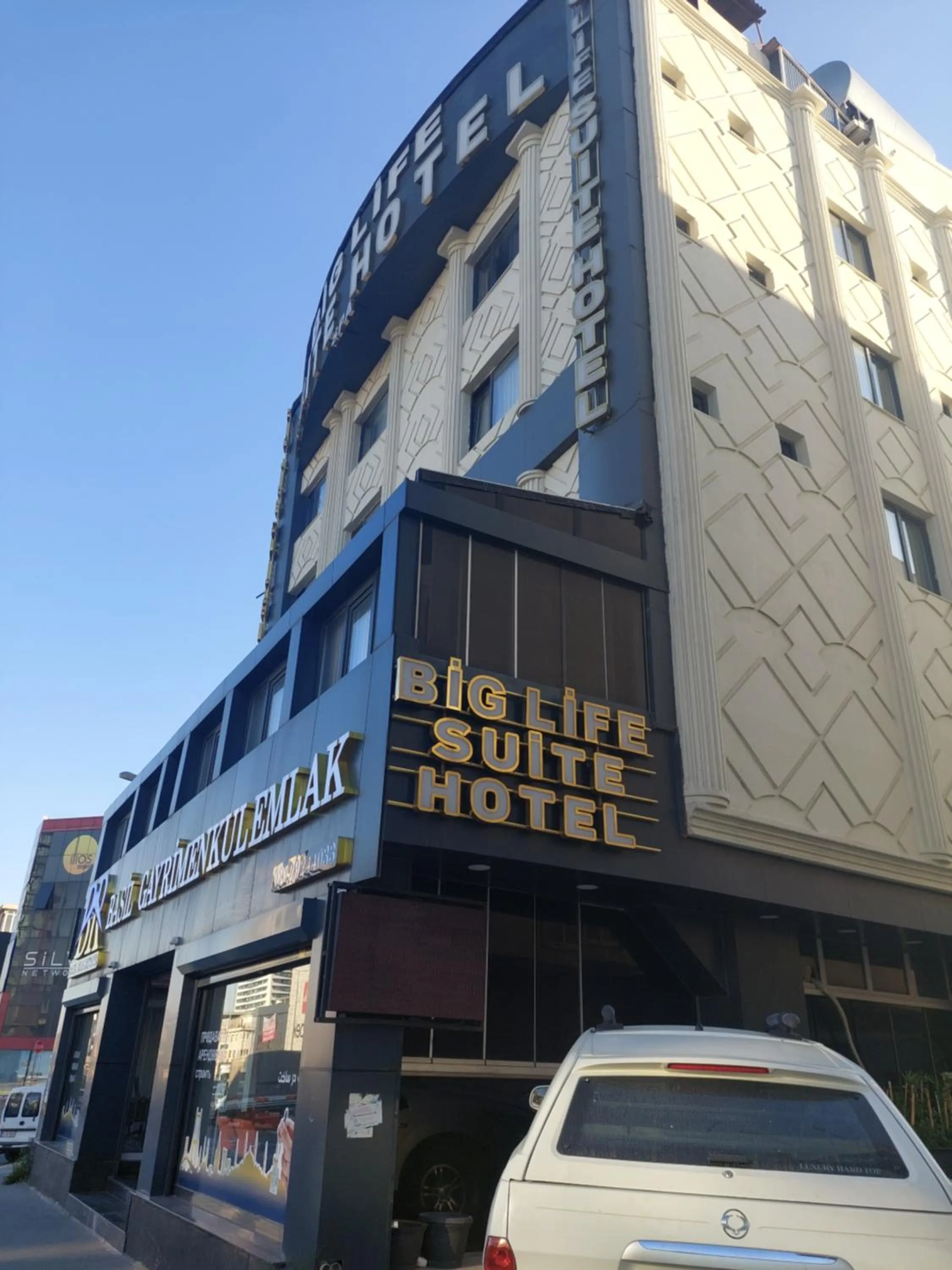Property building in biglife hotel