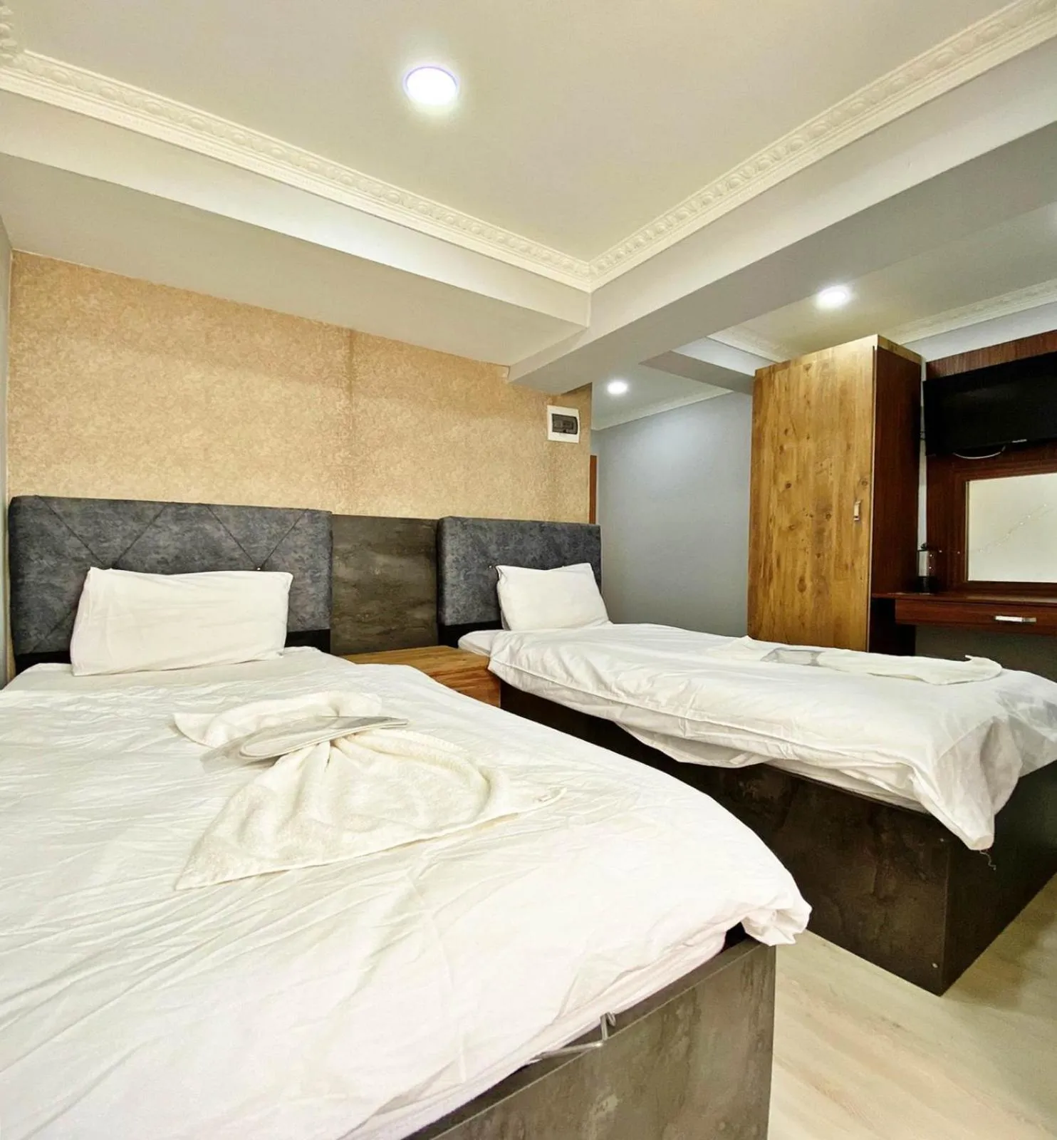 Photo of the whole room, Bed in biglife hotel
