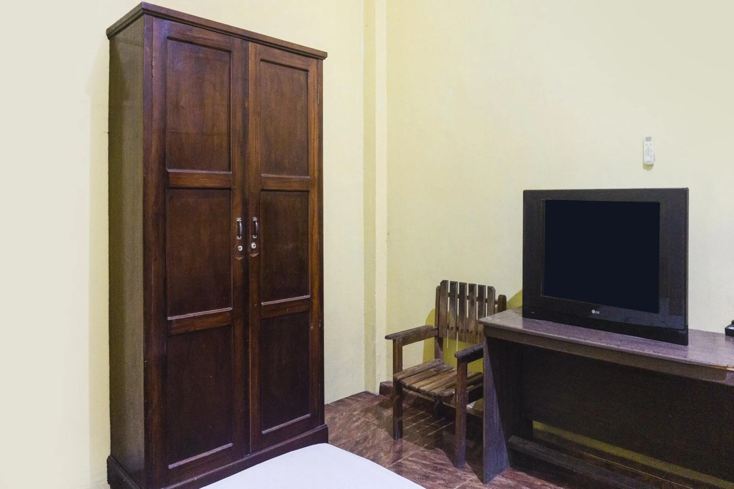 Bedroom in OYO 91855 Big Hotel Kendari