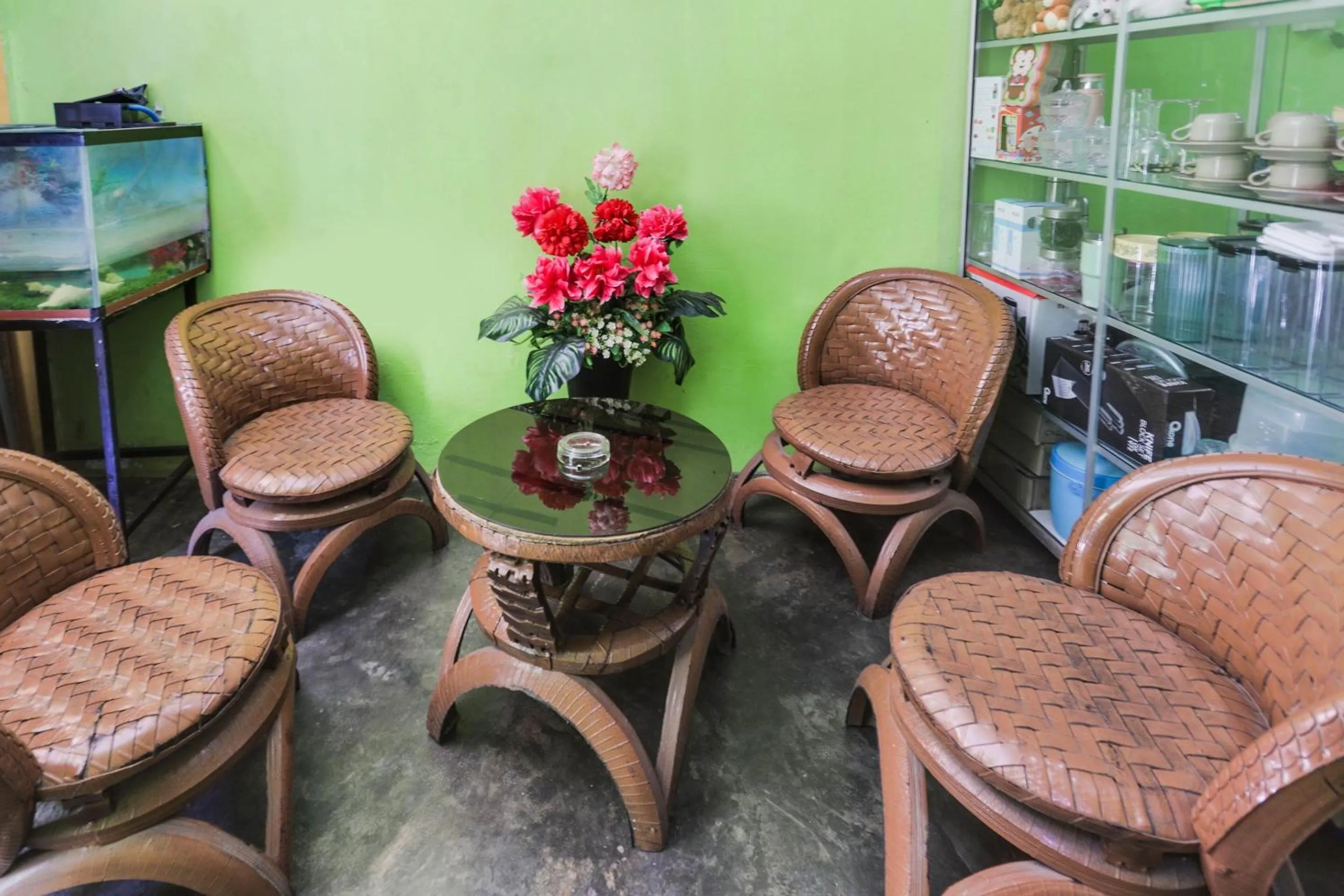 Lobby or reception in Hotel O Bilqis Homestay NearThe Hot River, Dog Run