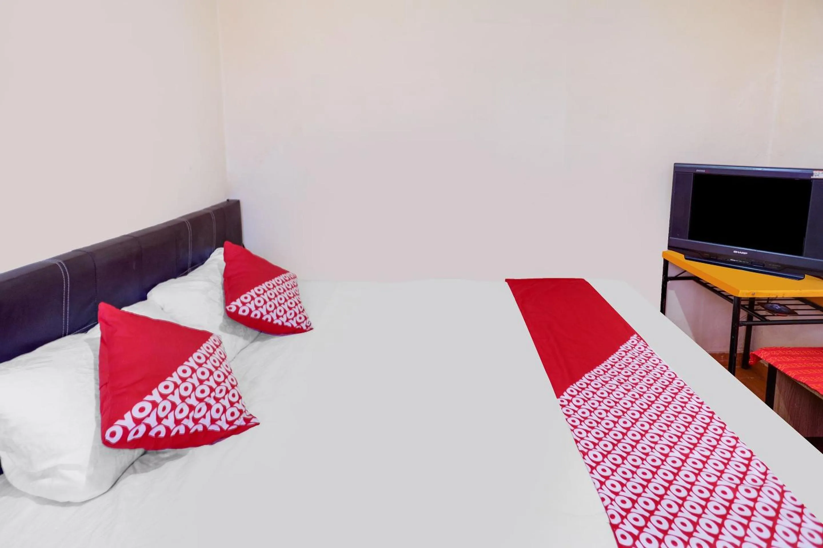 Bedroom in Hotel O Wisma Heksa