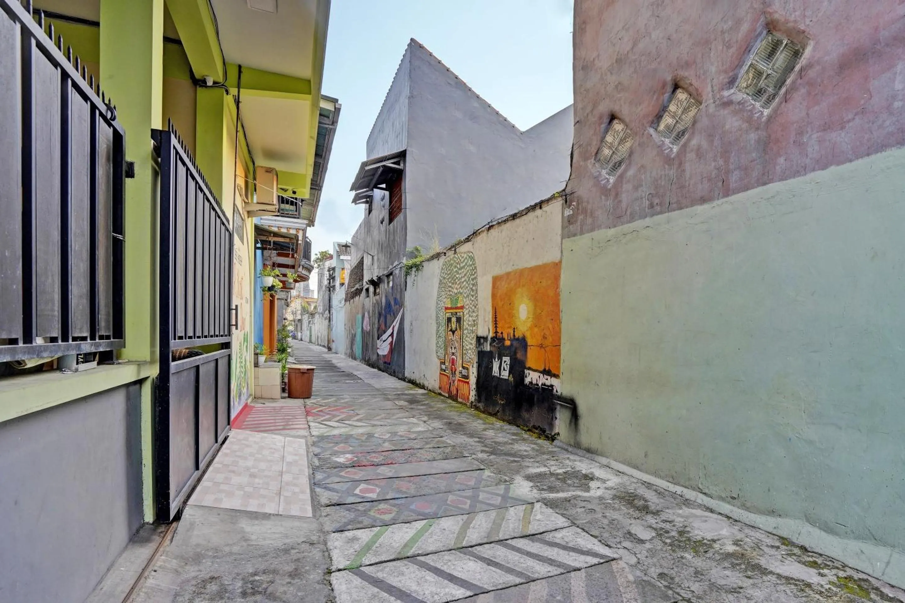 Facade/entrance in OYO Life 91884 Kost Kusuma Dewi Syariah