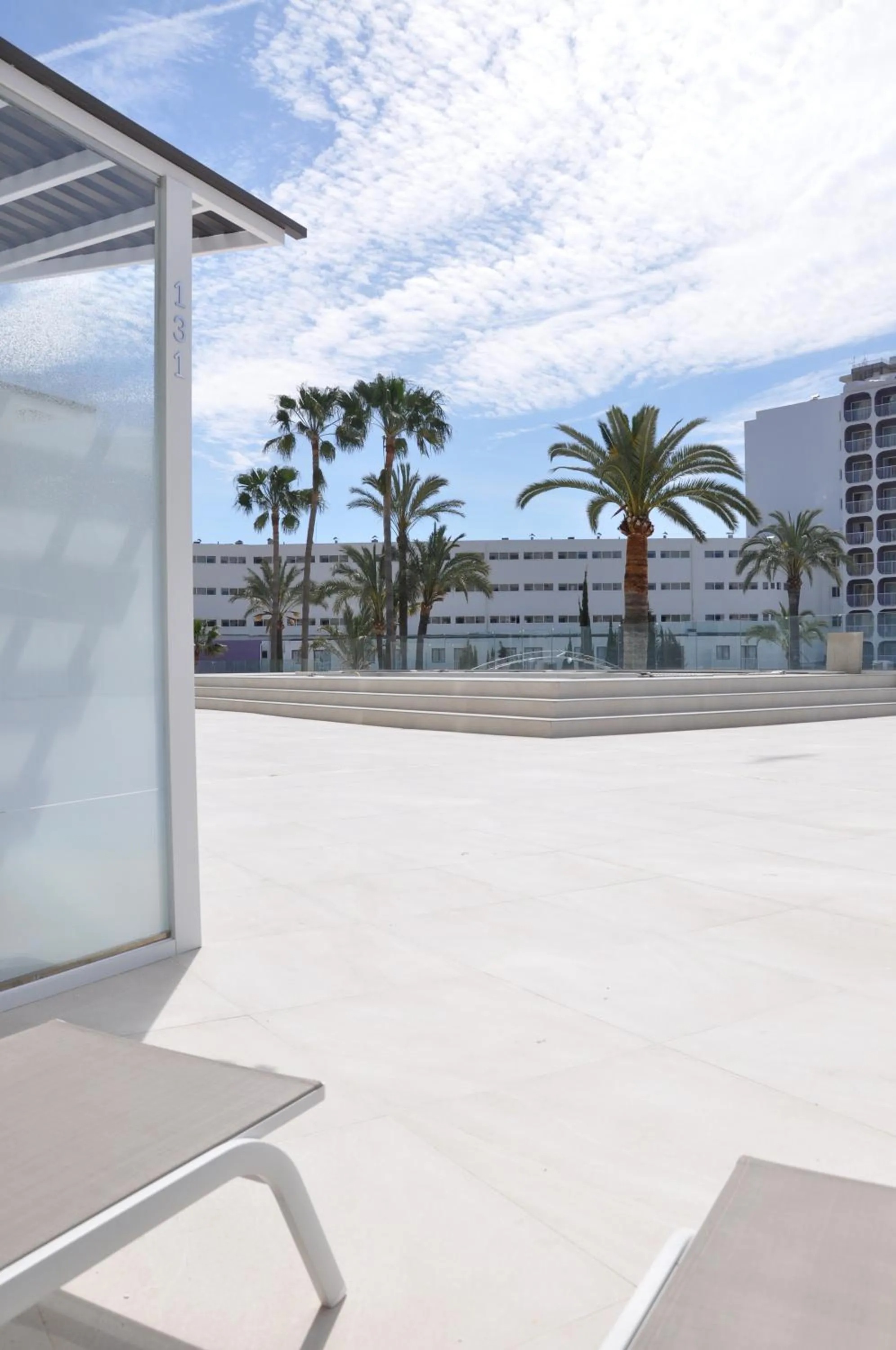 Swimming pool in Hotel Samos