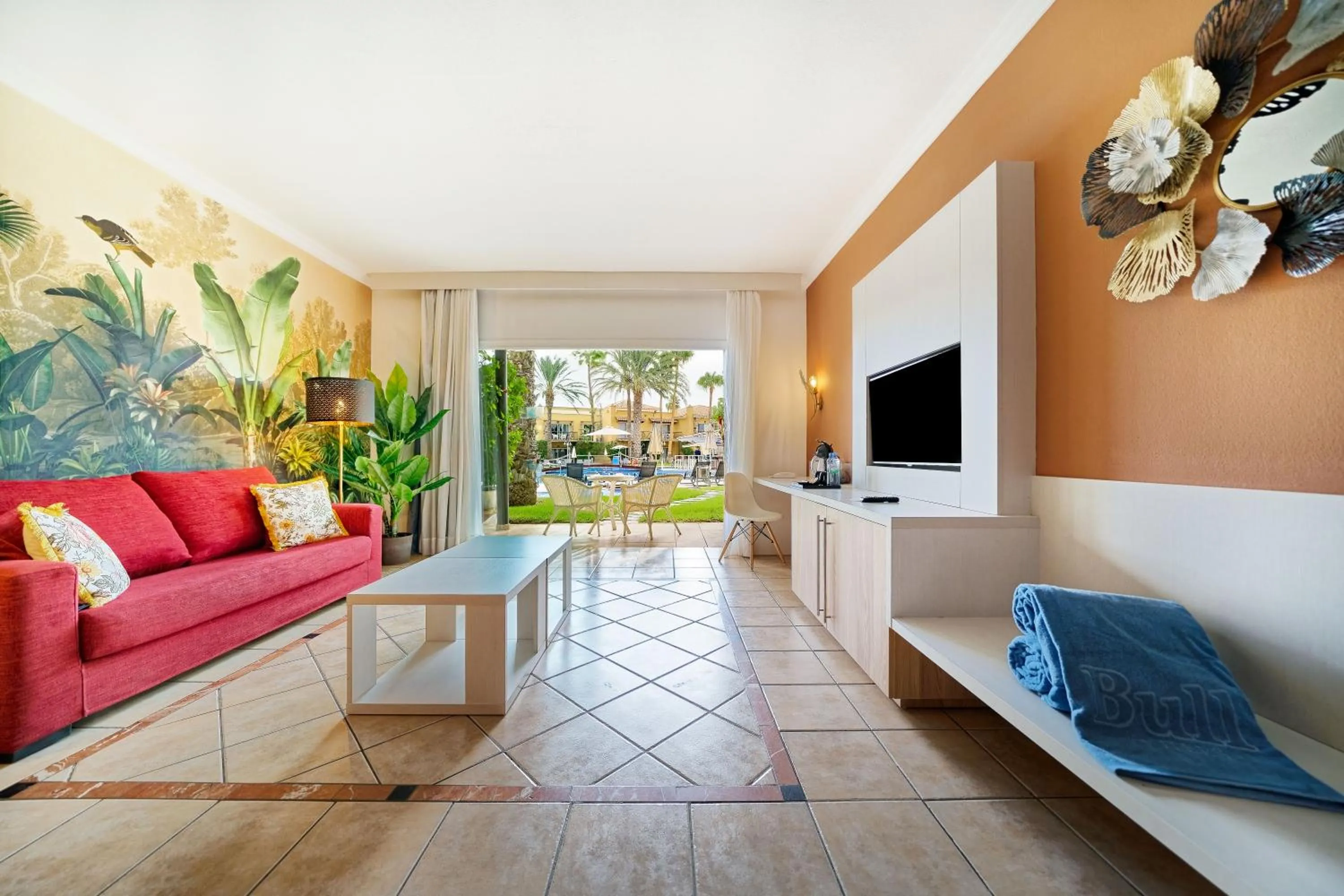 Living room in Bull Vital Suites & Spa Boutique Hotel - Only Adults