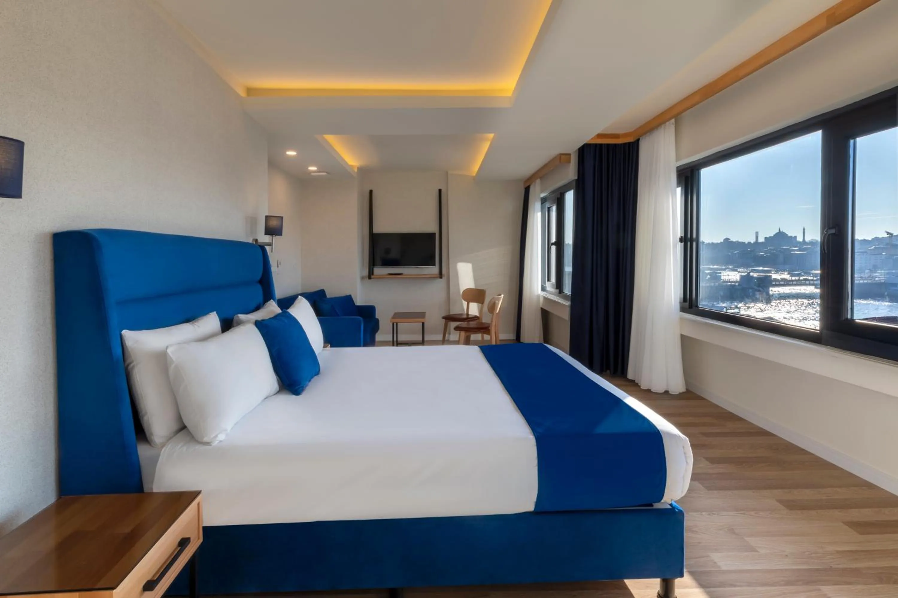 Bed in Union Hotel Karaköy