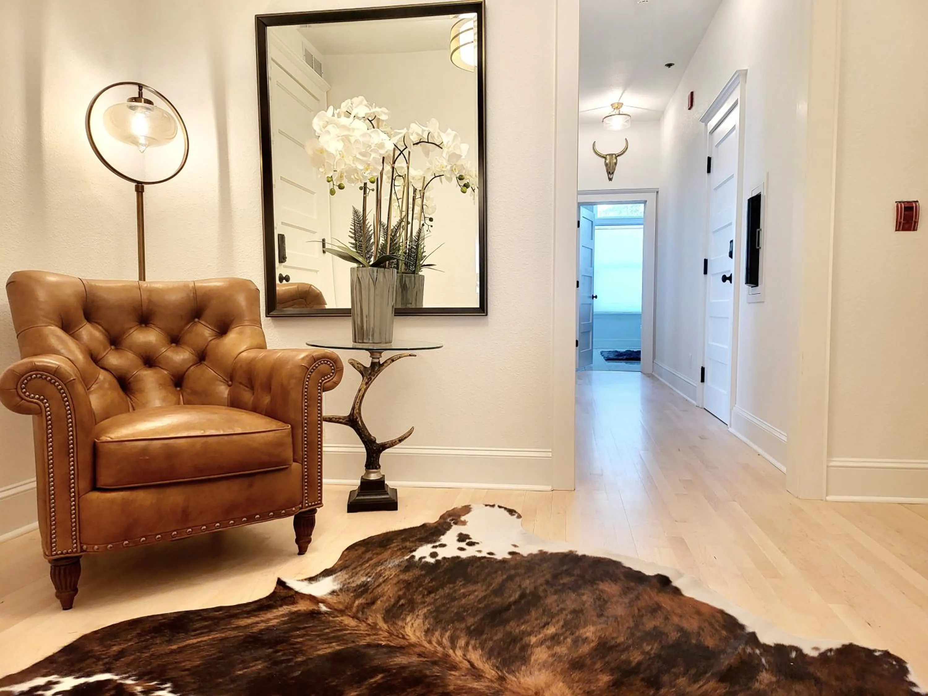 Seating area in The Bank Hotel Deadwood