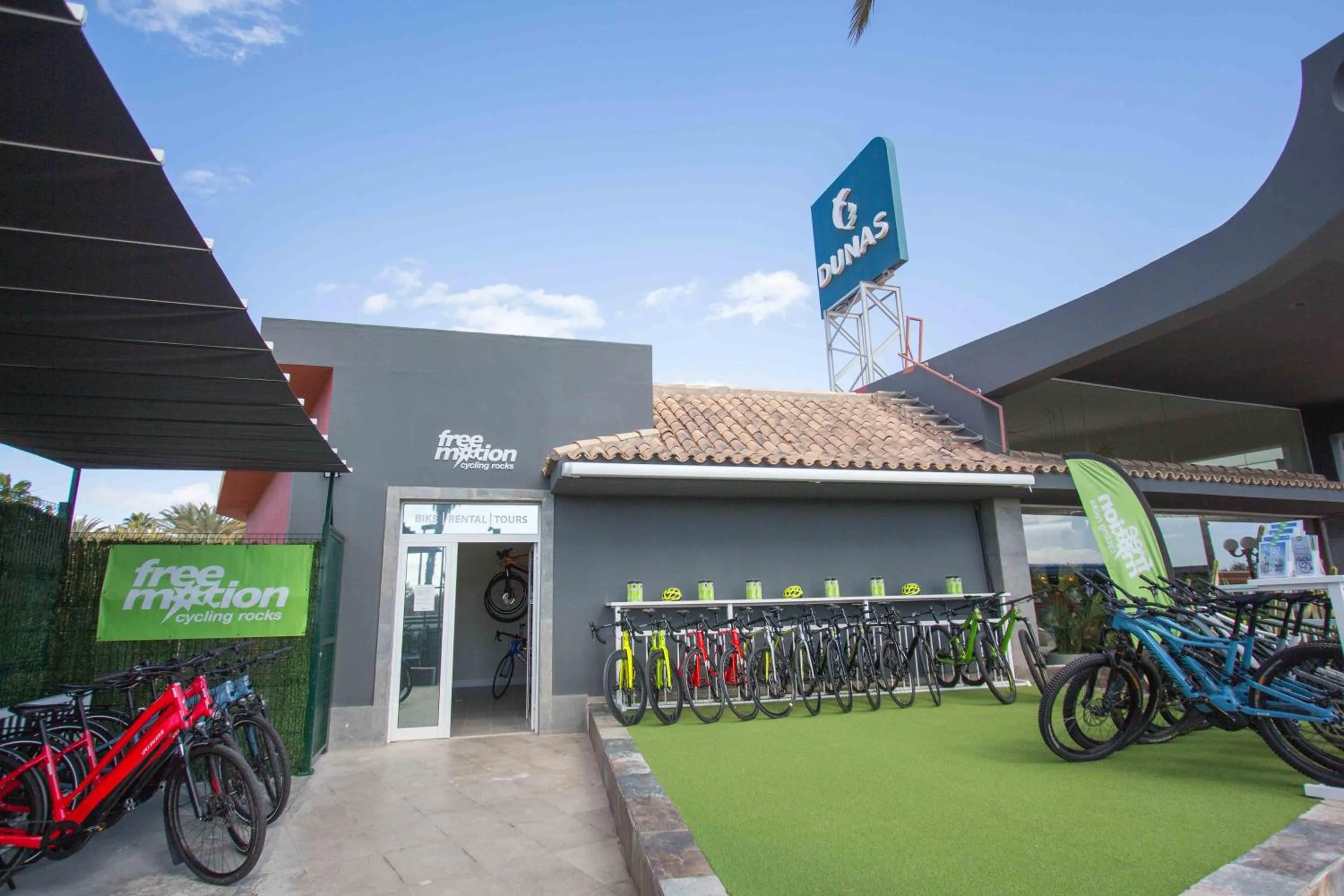 Cycling in Suites & Villas by Dunas