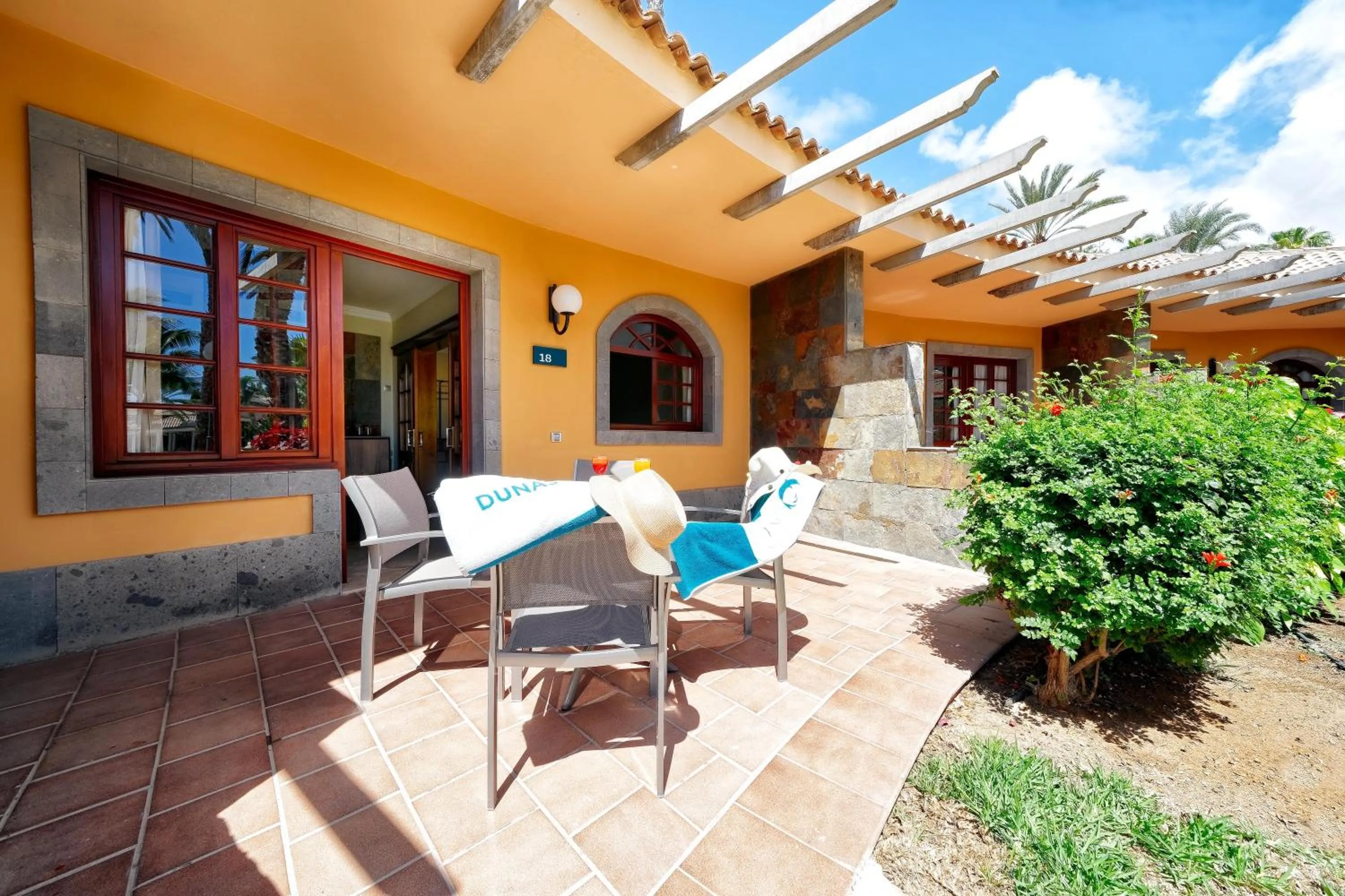 Balcony/Terrace in Suites & Villas by Dunas