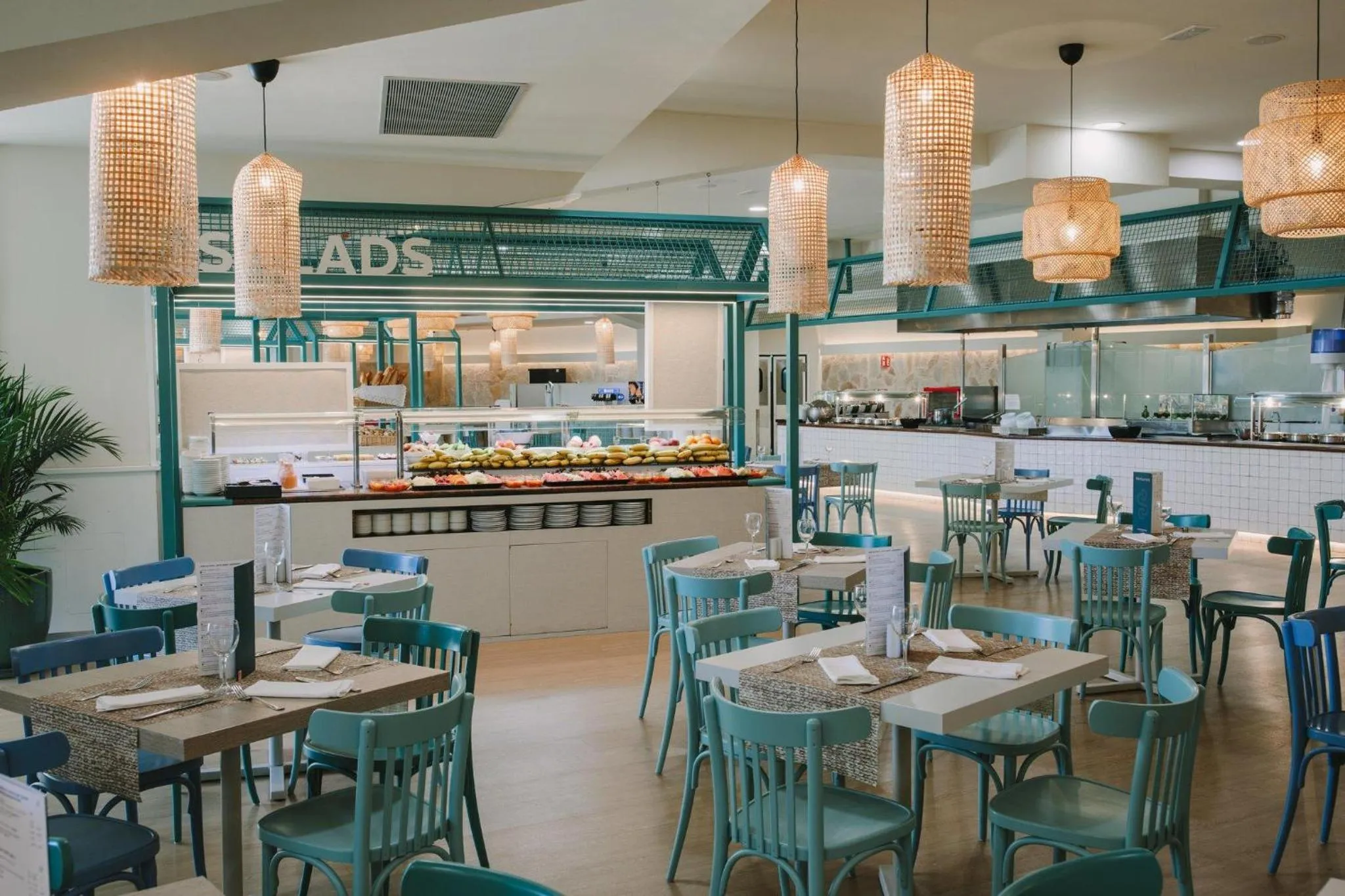 Restaurant/places to eat in Suites & Villas by Dunas