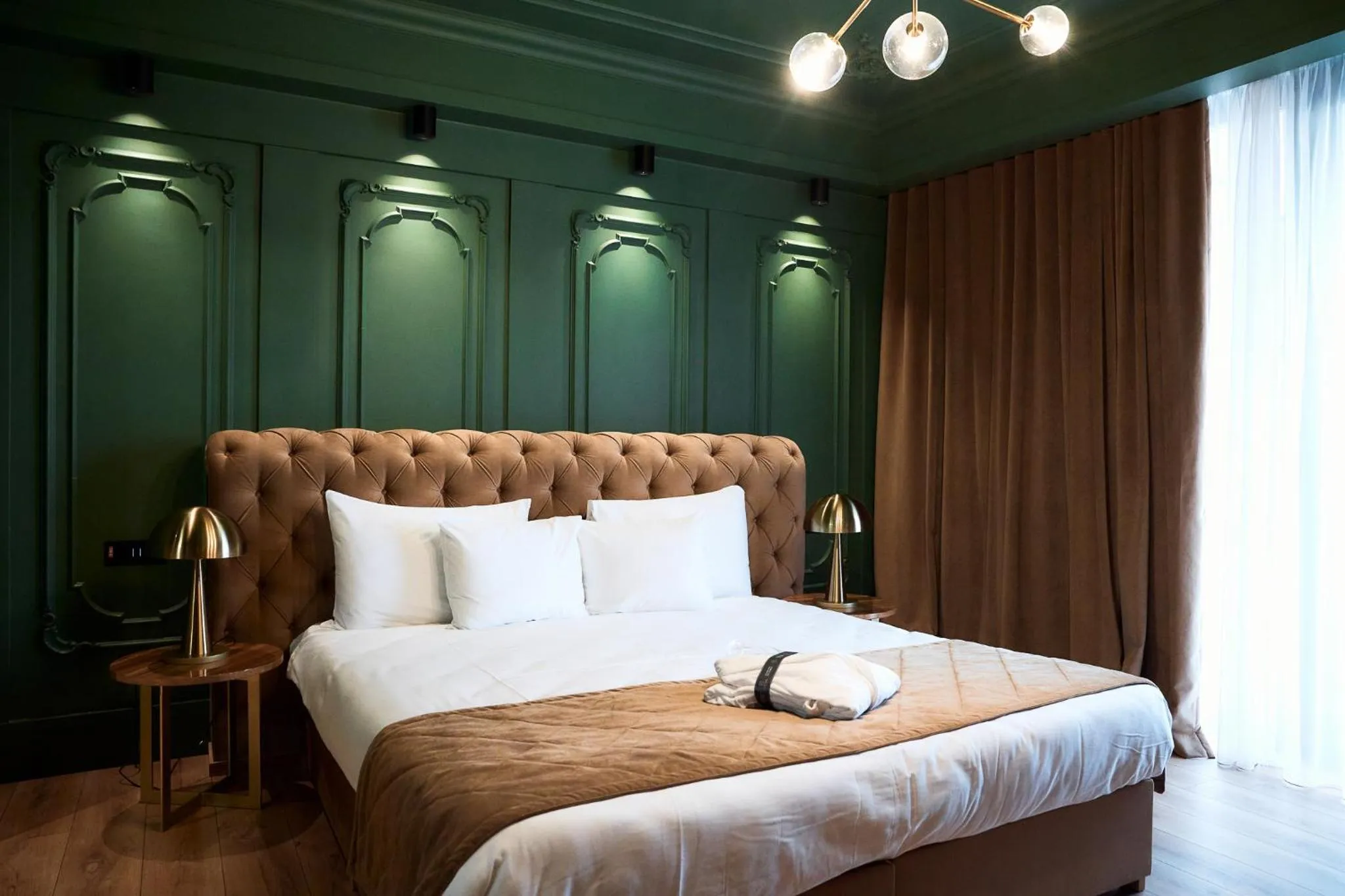 Photo of the whole room, Bed in HOTEL VIENA