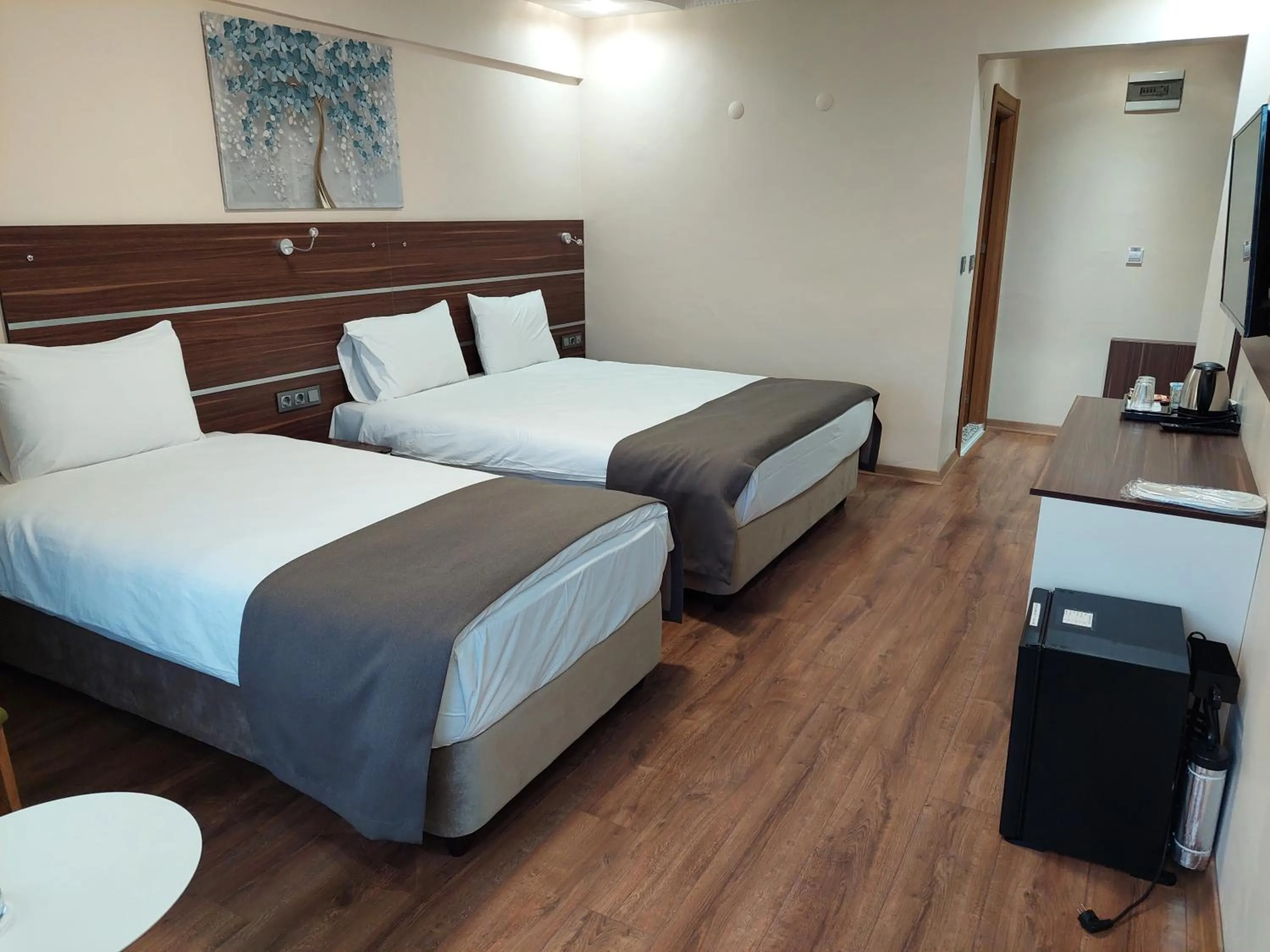 Bed in BEYAZ İNCİ OTEL